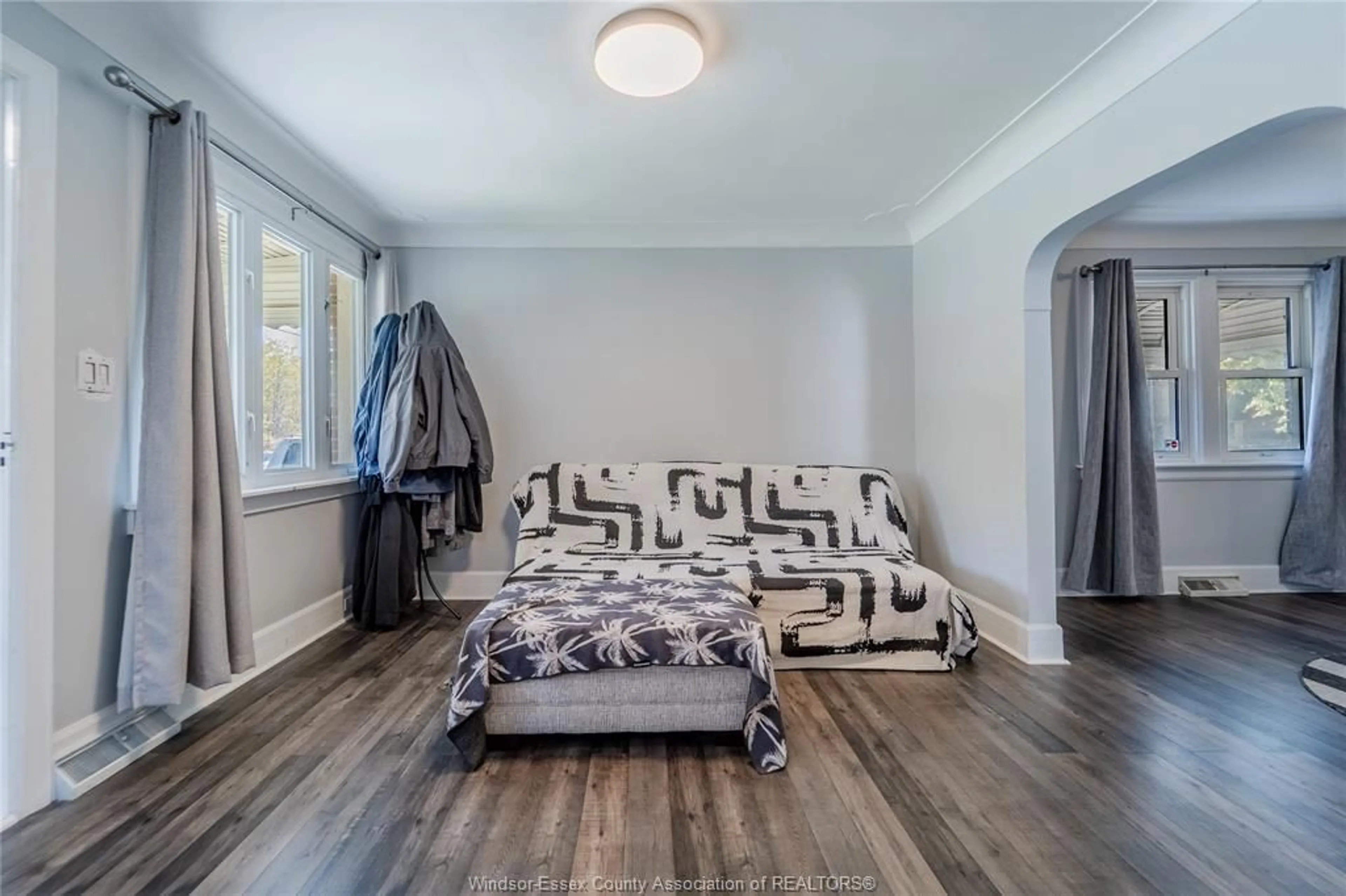 Living room with furniture, unknown for 1601 South Cameron, Windsor Ontario N9B 3C8