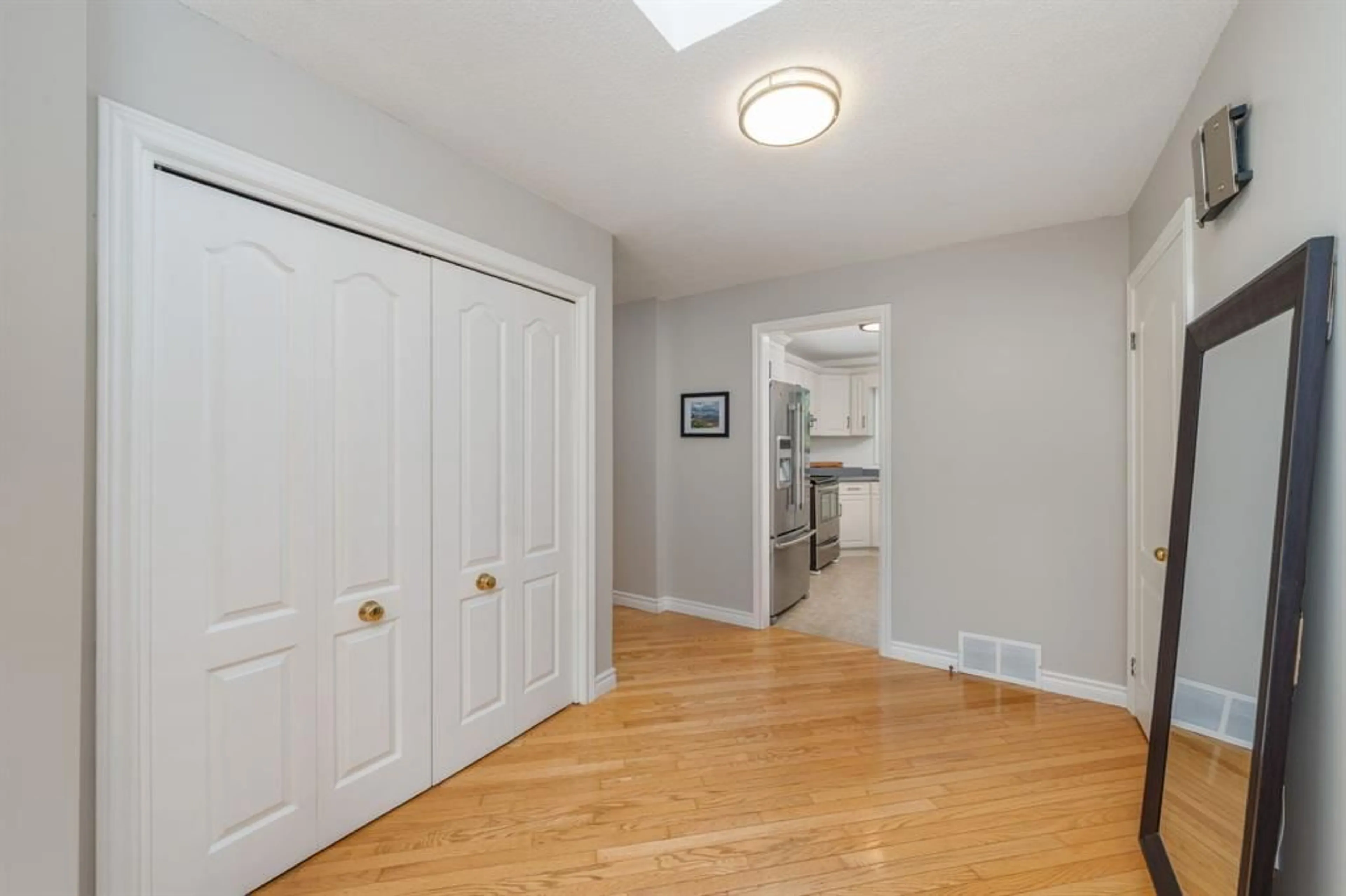 Unknown for 1736 Smith Lane, Sarnia Ontario N7S 3S8