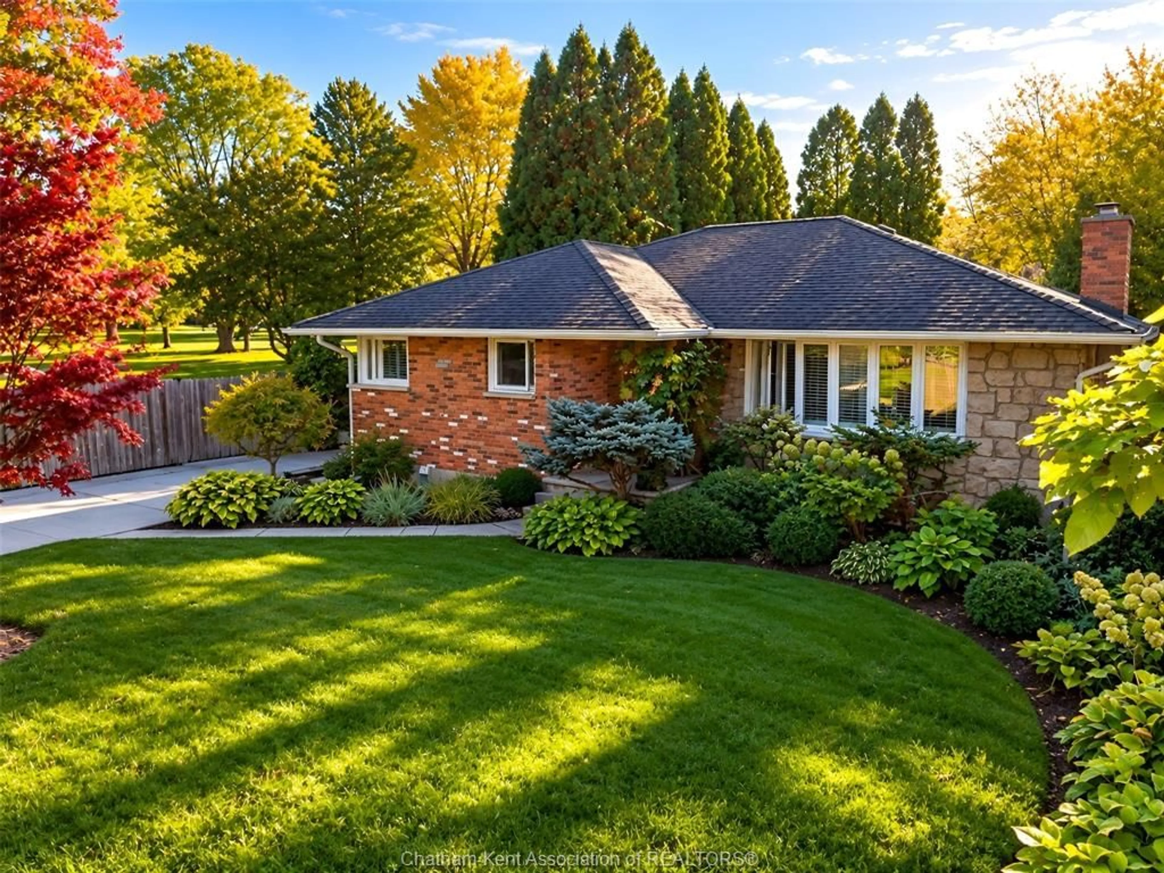 Home with brick exterior material, street for 118 Lancefield Pl, Chatham Ontario N7L 2M4