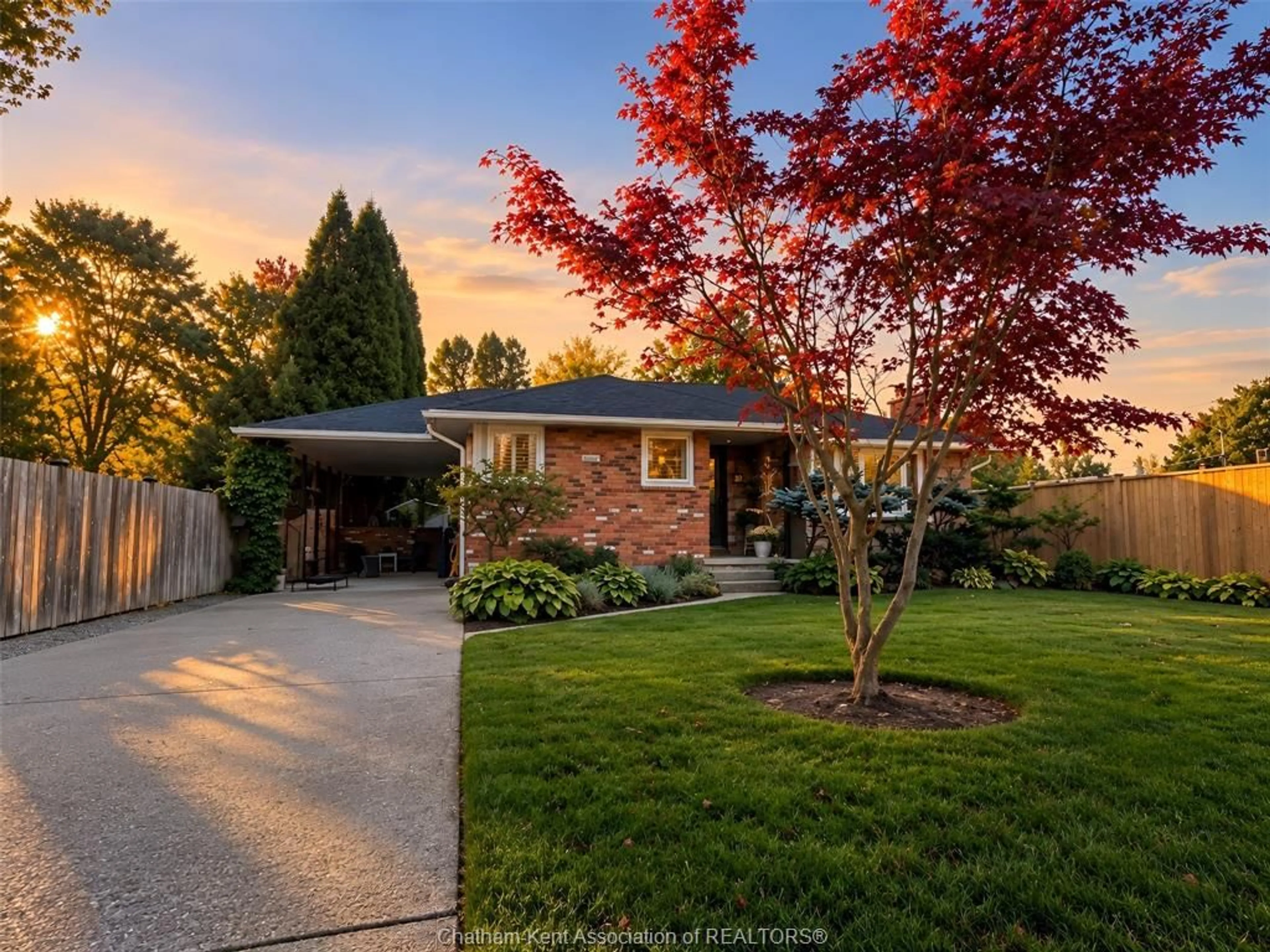 Home with brick exterior material, street for 118 Lancefield Pl, Chatham Ontario N7L 2M4