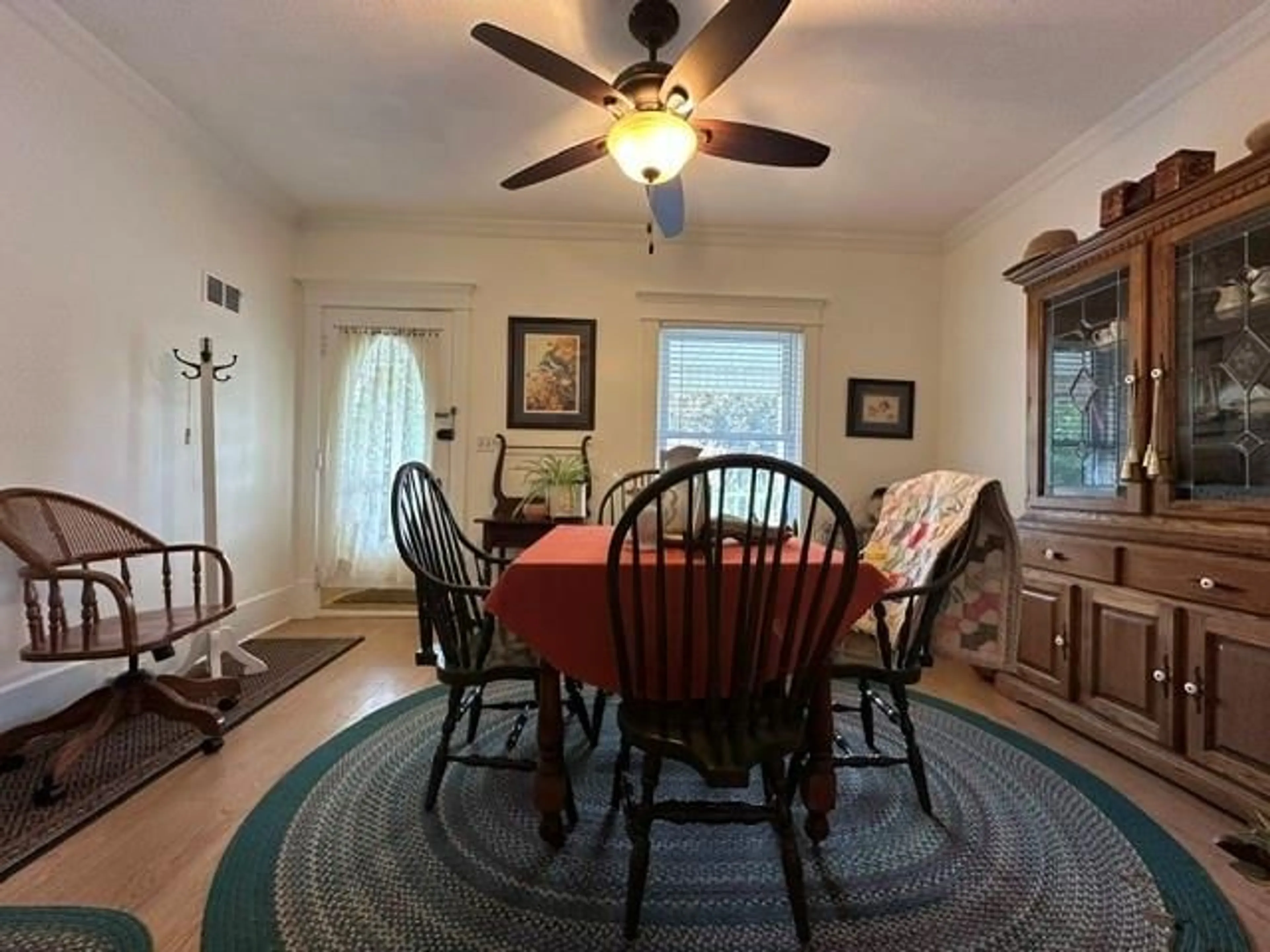 Dining room, unknown for 11630 LONGWOODS Rd, Kent Bridge Ontario N0P 1V0