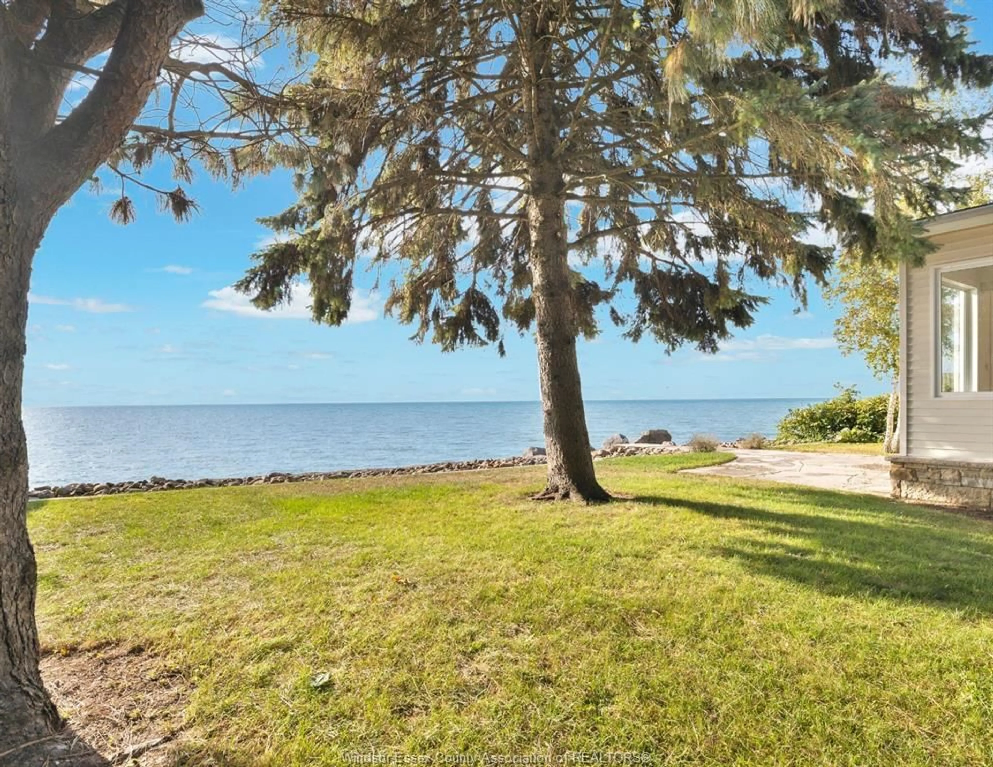 Unknown for 1295 HERITAGE Rd, Kingsville Ontario N9Y 2E6