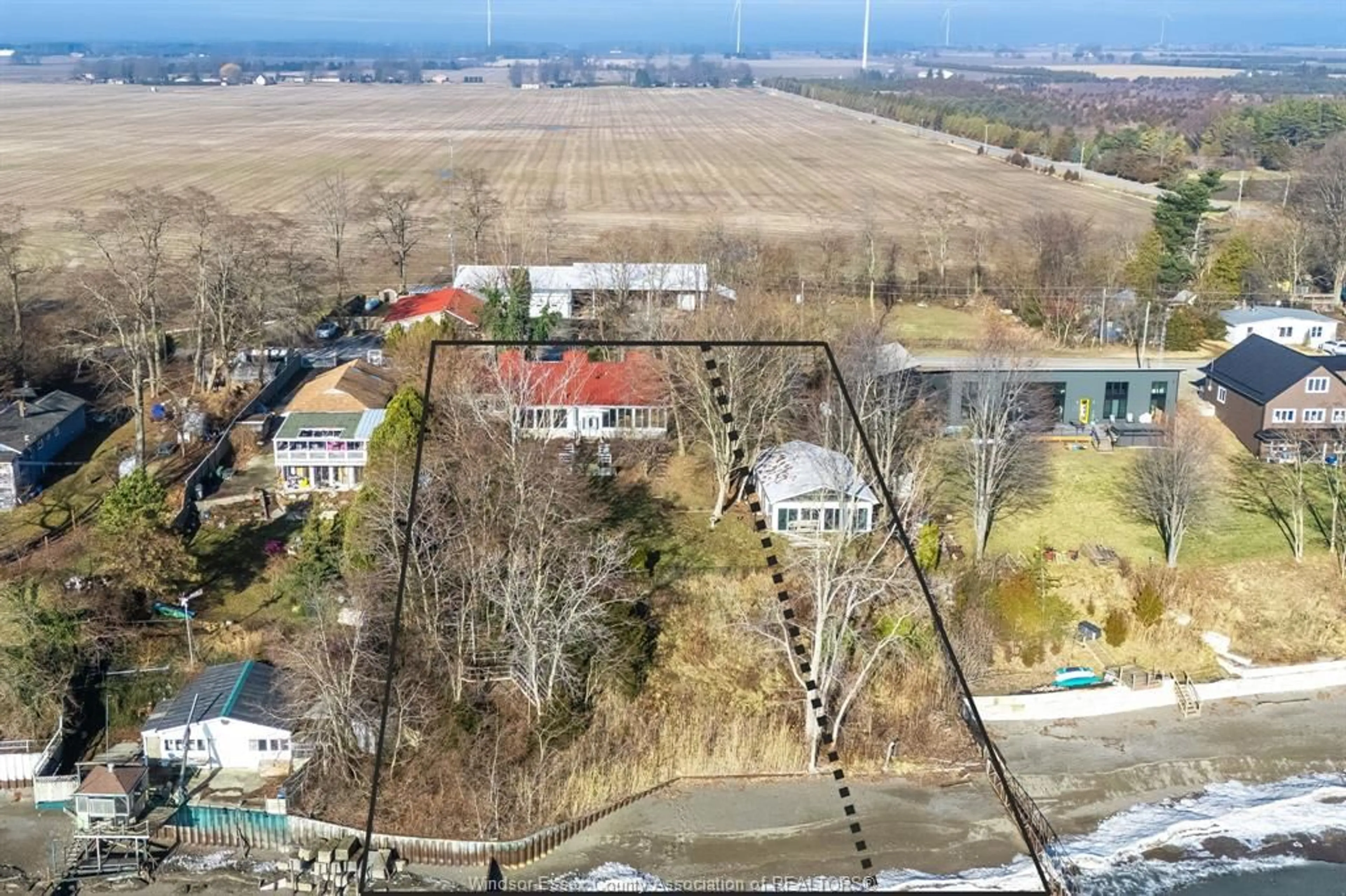 A pic from outside/outdoor area/front of a property/back of a property/a pic from drone, unknown for 20874 Cemetery Rd, Wheatley Ontario N0P 2P0