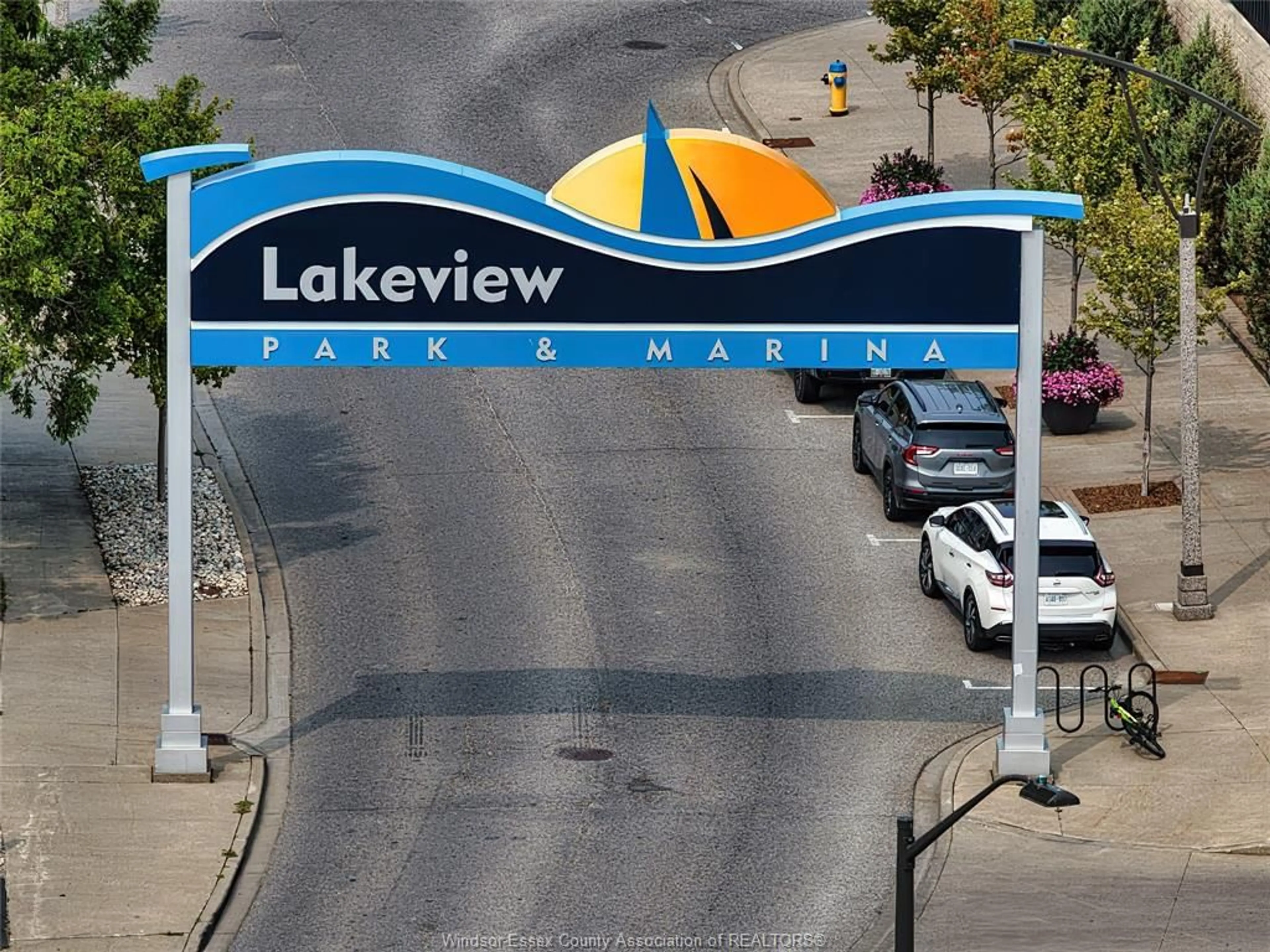Lobby for 537 BROADWAY, Belle River Ontario N0R 1A0