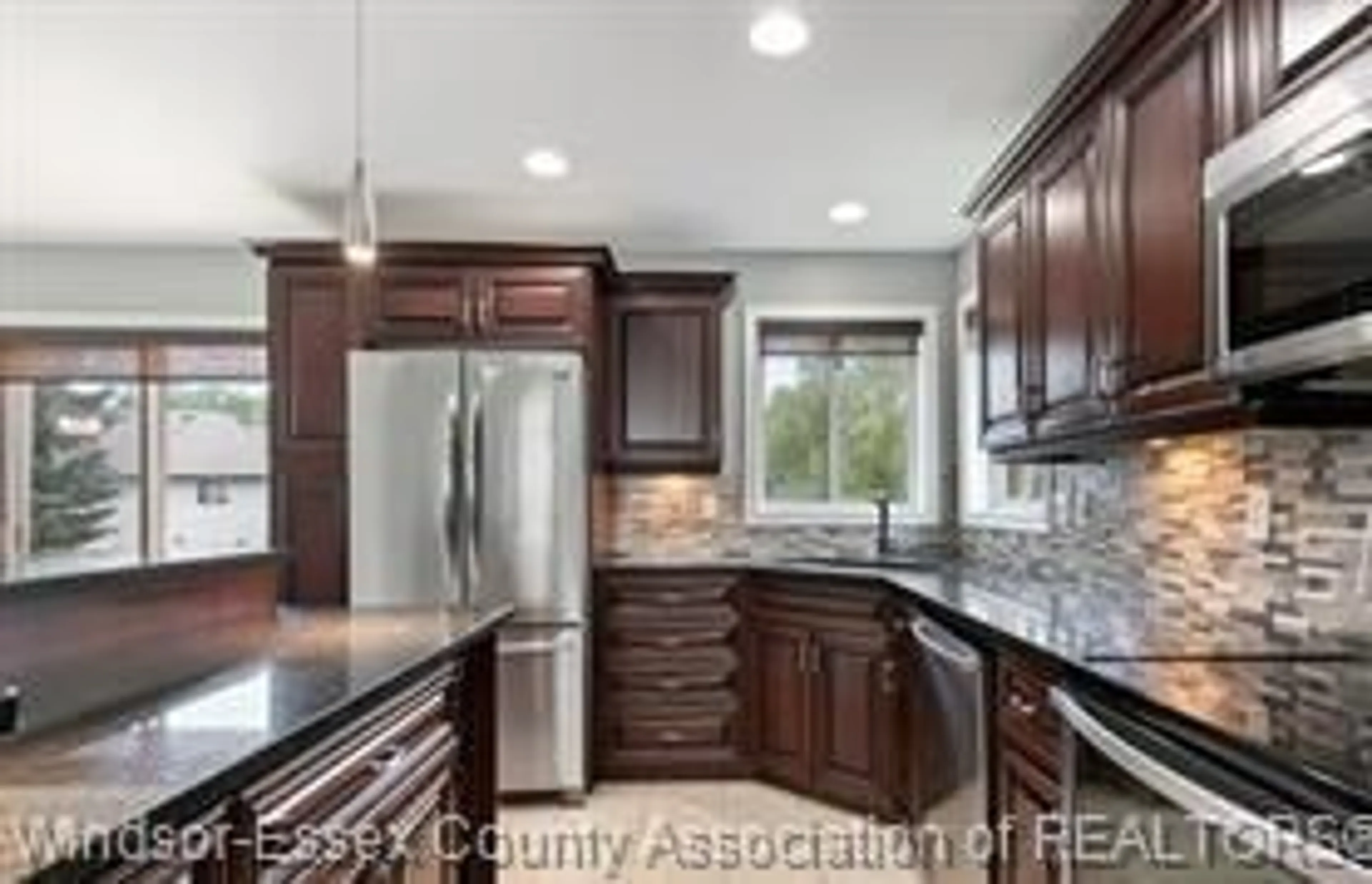 Unknown for 2361 ASKIN Ave, Windsor Ontario N9E 4Y2