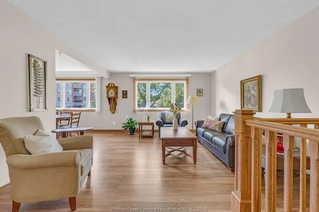 8 Bruce Ave, Leamington 3