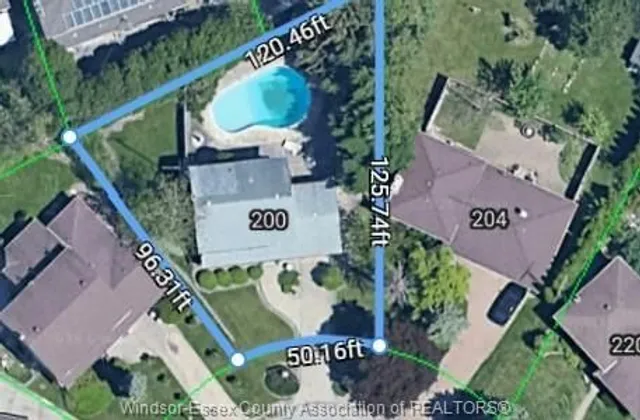 200 GENEVIEVE Ave, Windsor 2