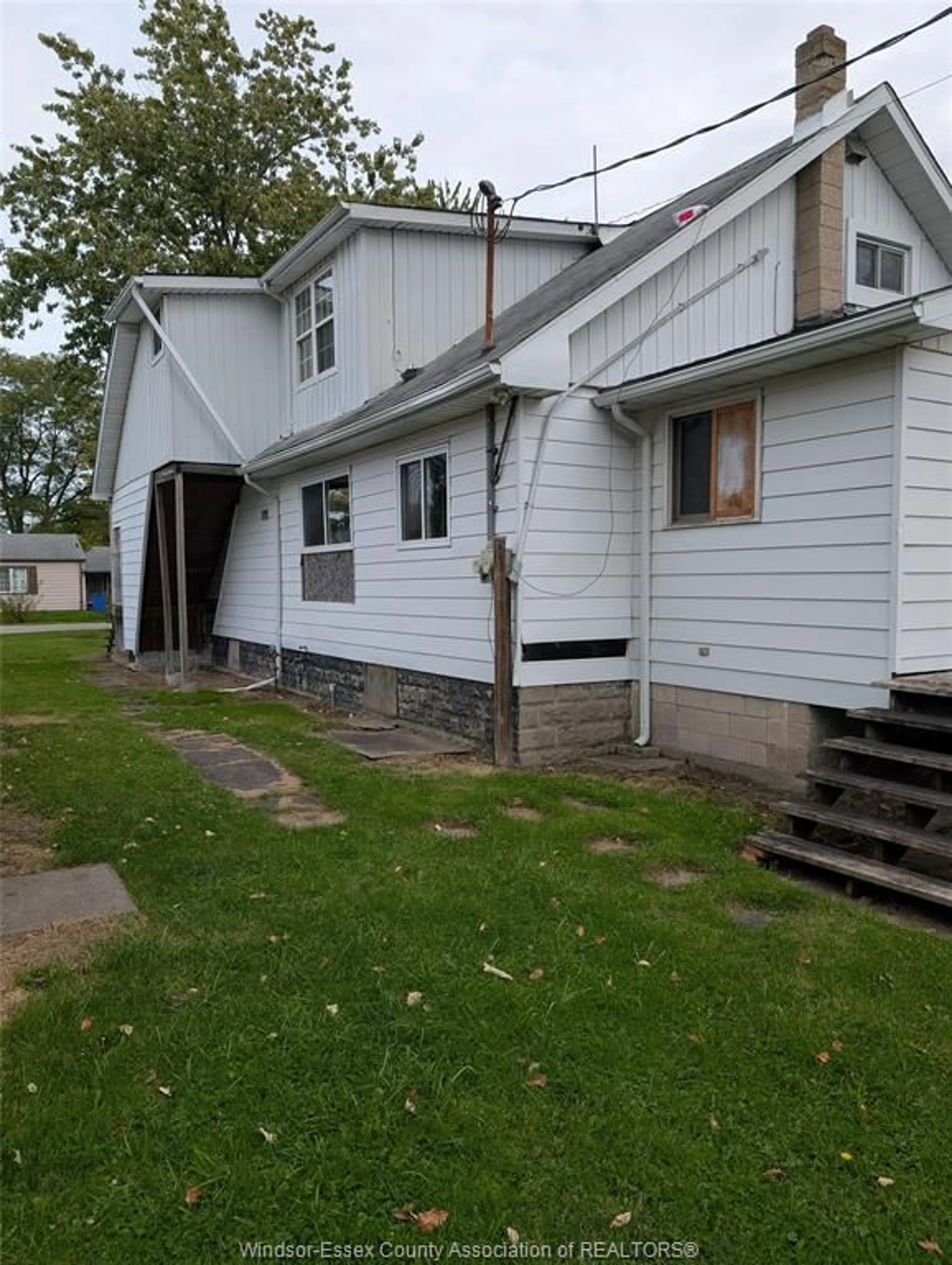 Unknown for 3377 BLISS Rd, Windsor Ontario N8W 3B4