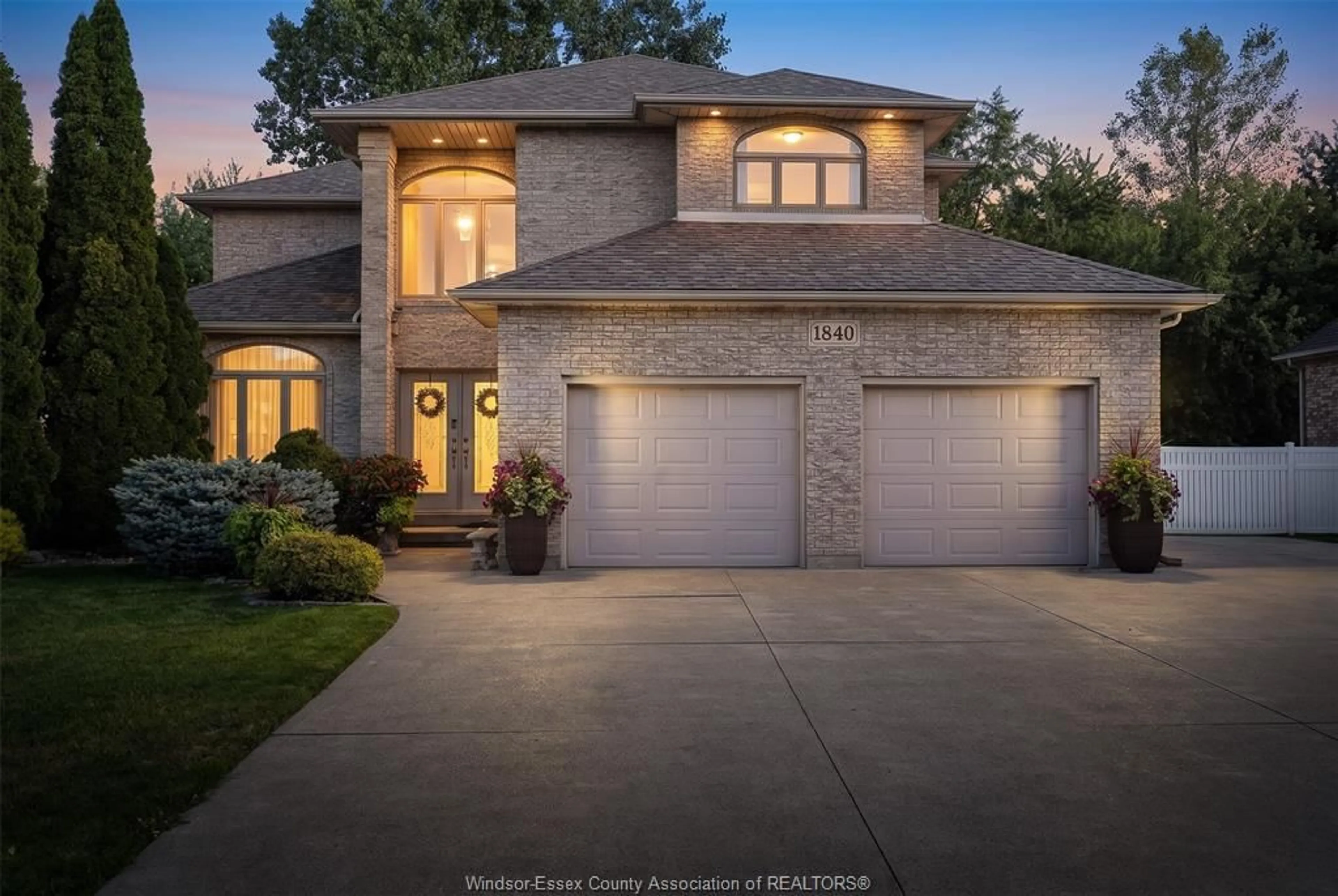Home with brick exterior material, street for 1840 DESLIPPE Dr, Tecumseh Ontario N9K 1C6