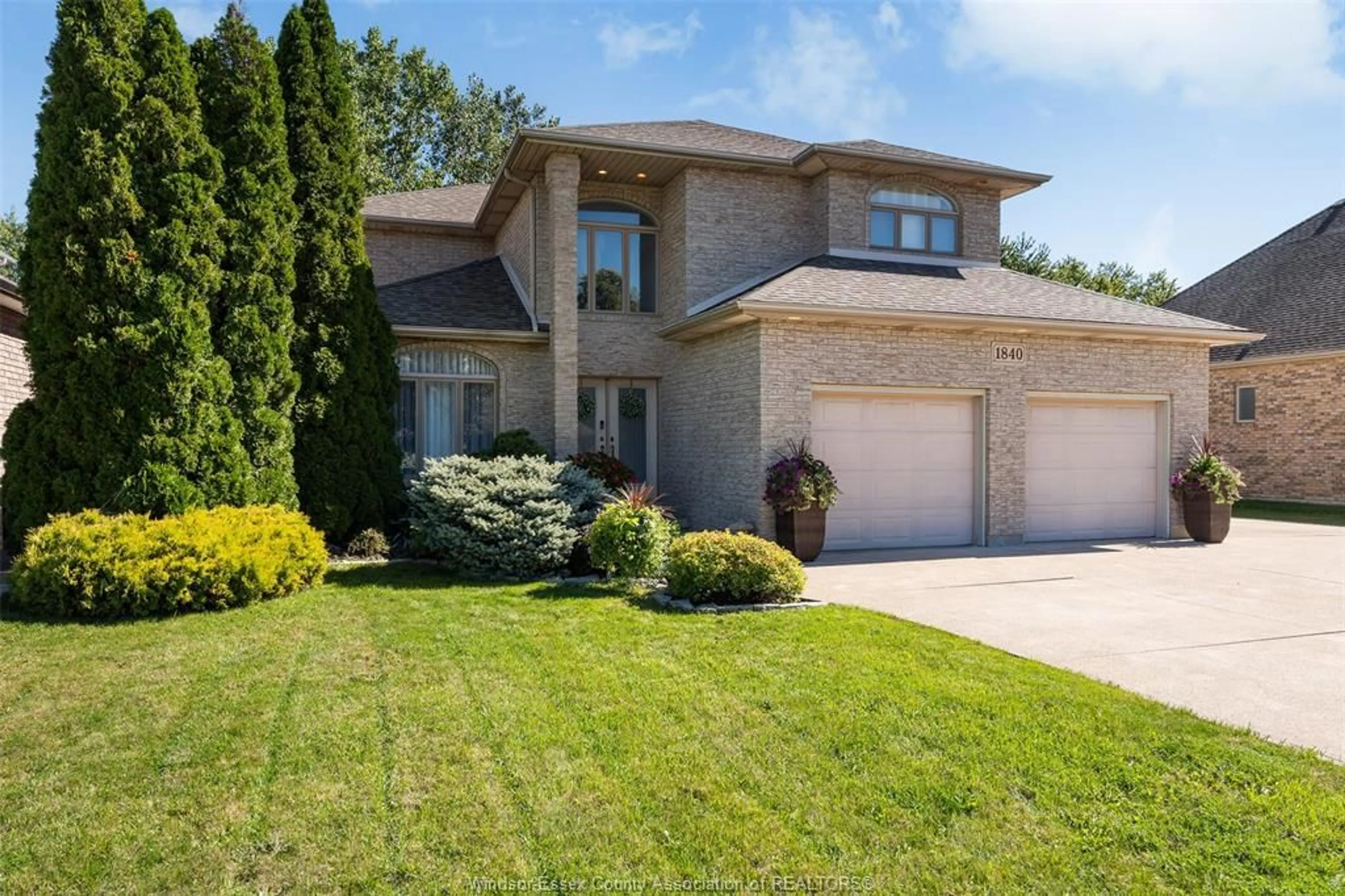 Home with brick exterior material, street for 1840 DESLIPPE Dr, Tecumseh Ontario N9K 1C6