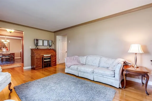 383 South Talbot Rd, Kingsville 5
