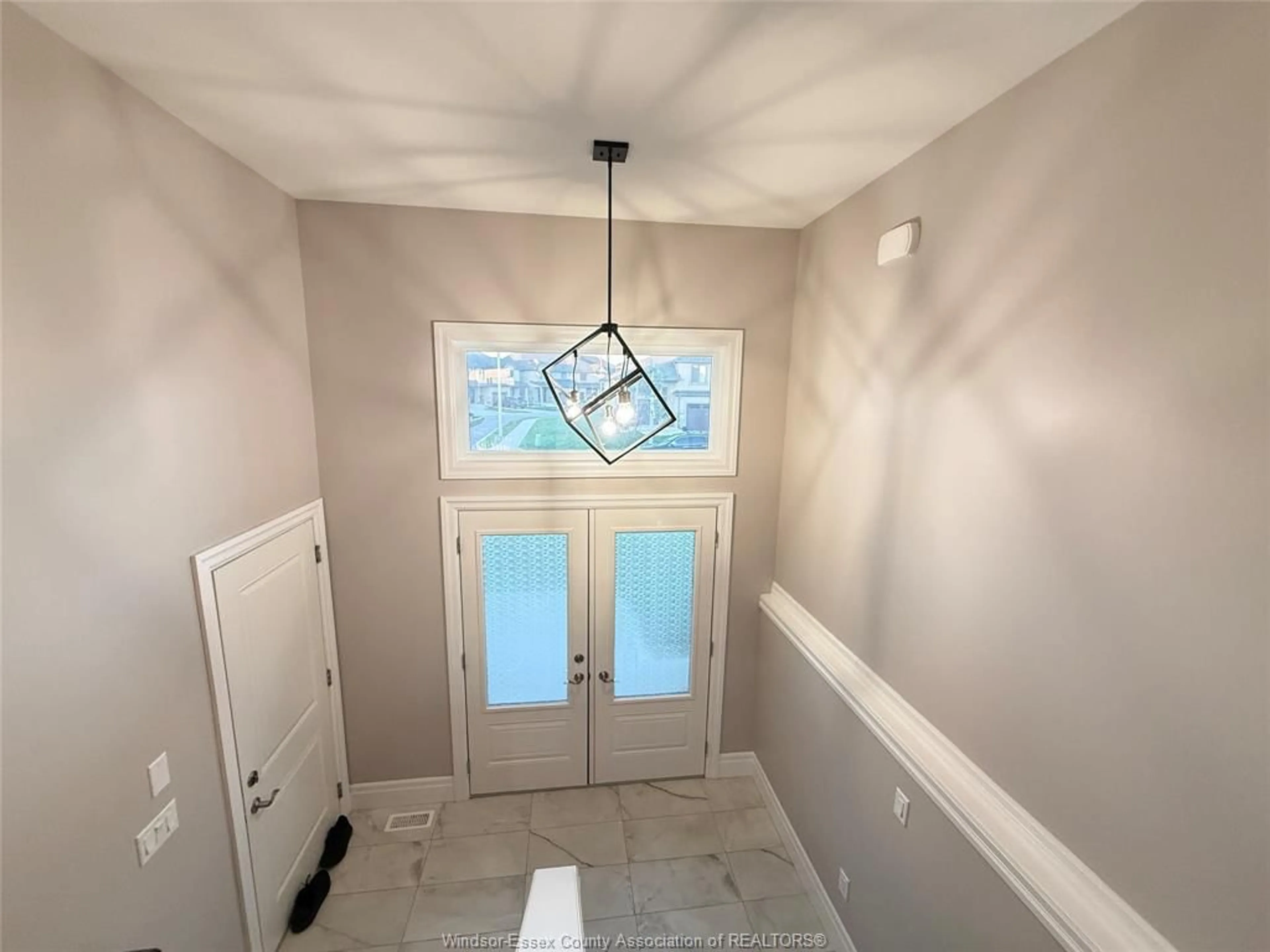 Unknown for 117 REED St, Essex Ontario N8M 2X6