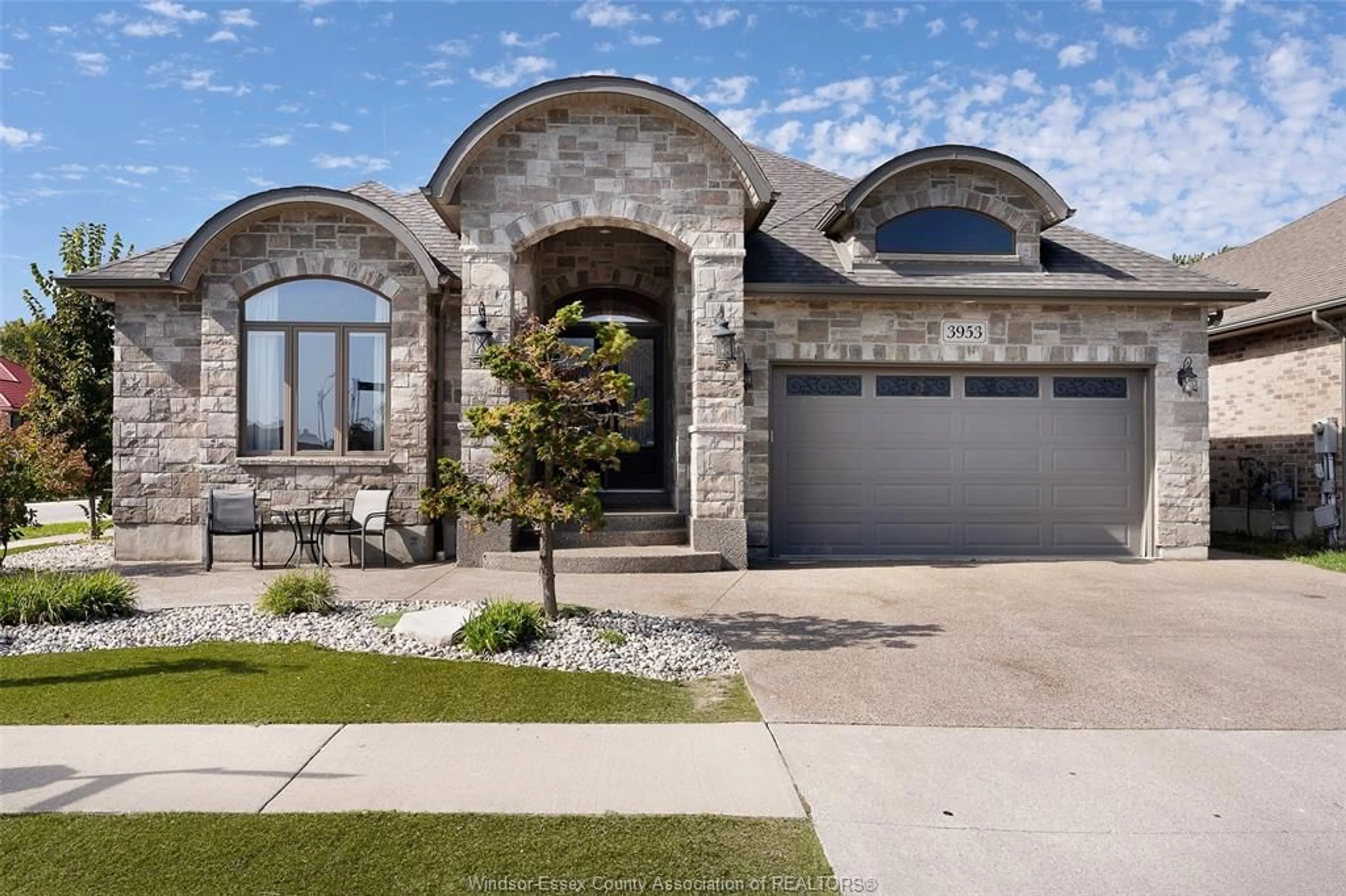 Home with brick exterior material, street for 3953 ZANZIBAR Cres, Windsor Ontario N9G 0A5