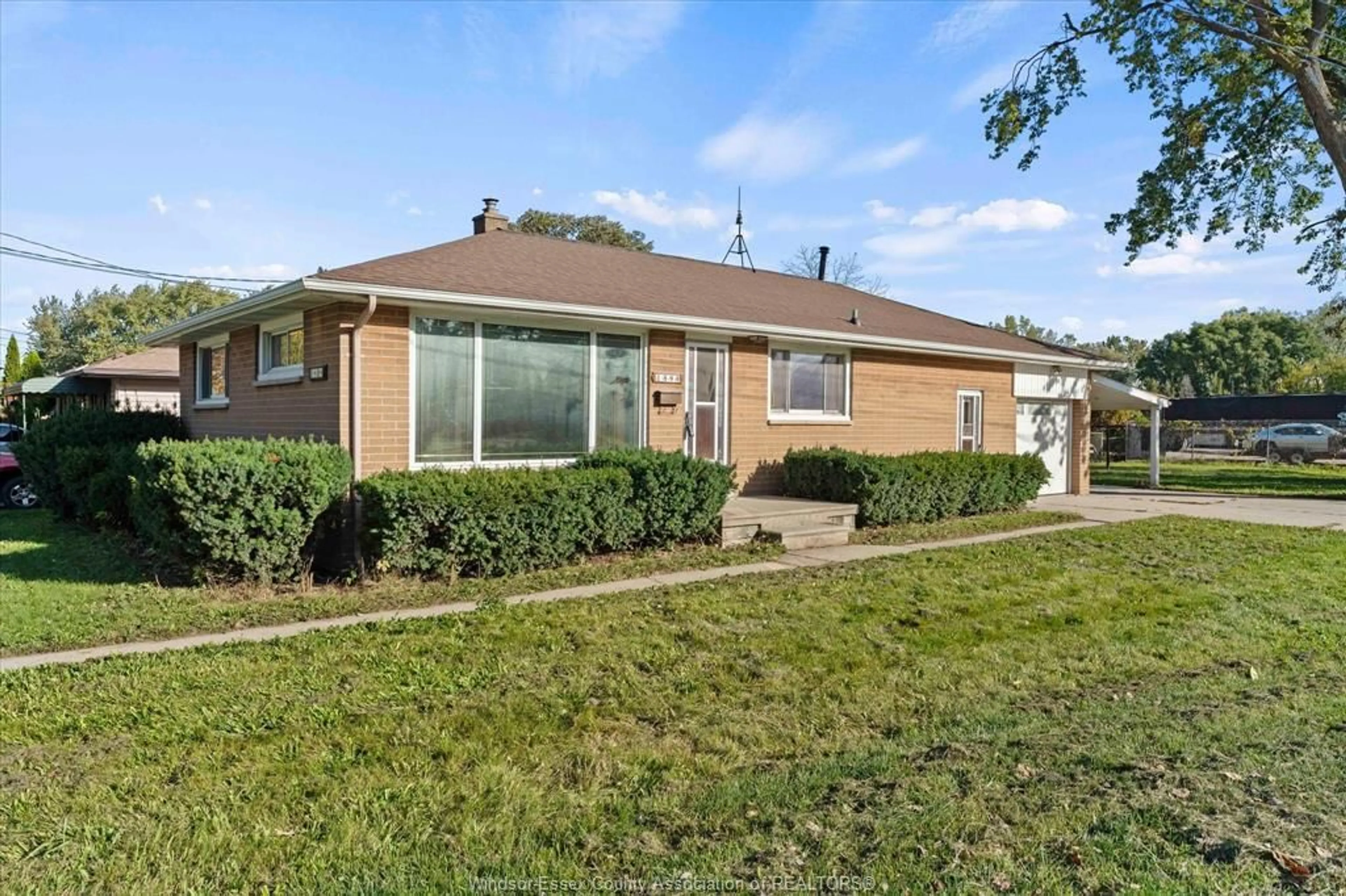 Home with brick exterior material, street for 1898 JEFFERSON, Windsor Ontario N8T 2V8