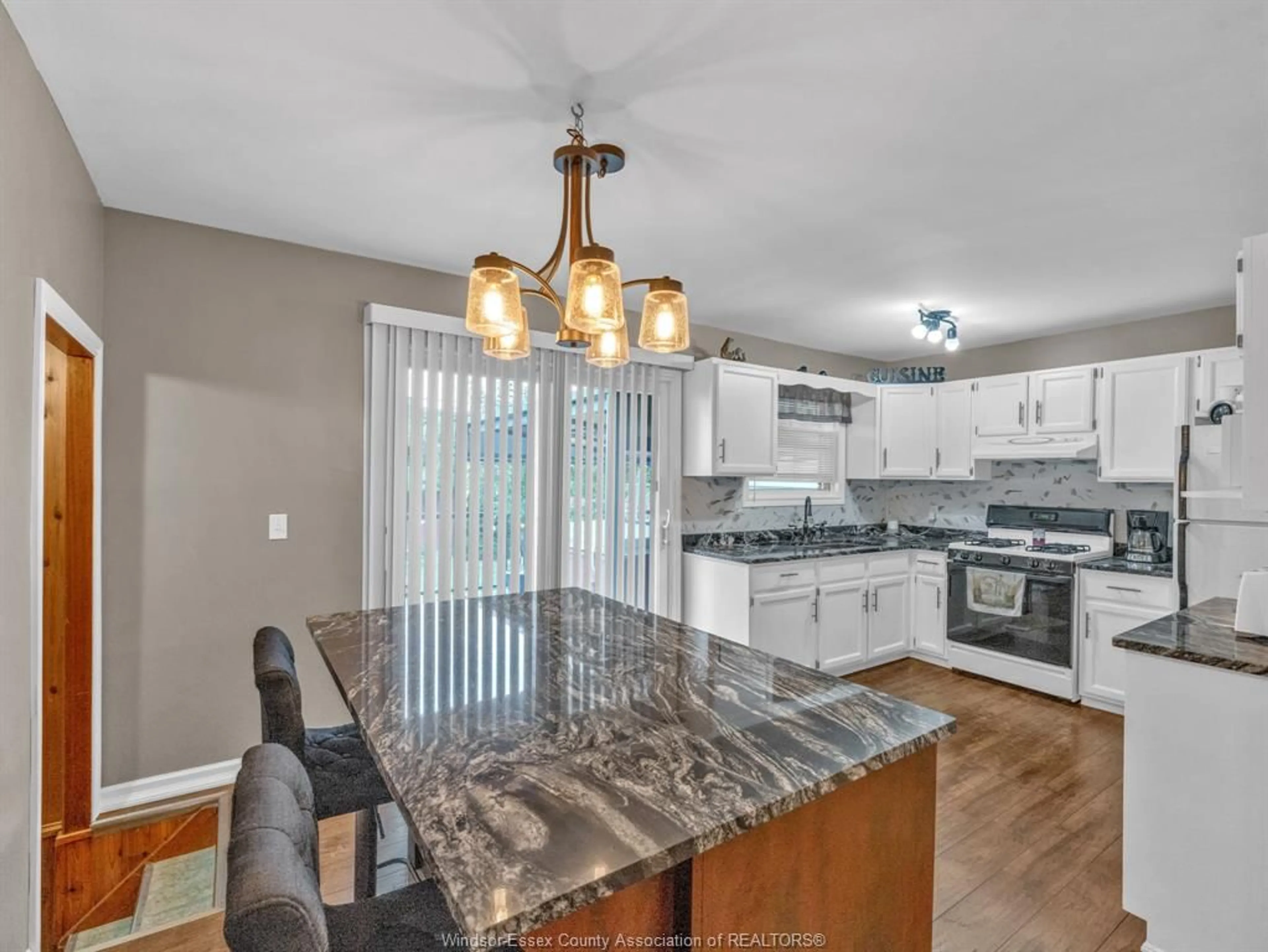 Open concept kitchen, unknown for 40 WESTMORELAND, Leamington Ontario N8H 3P3