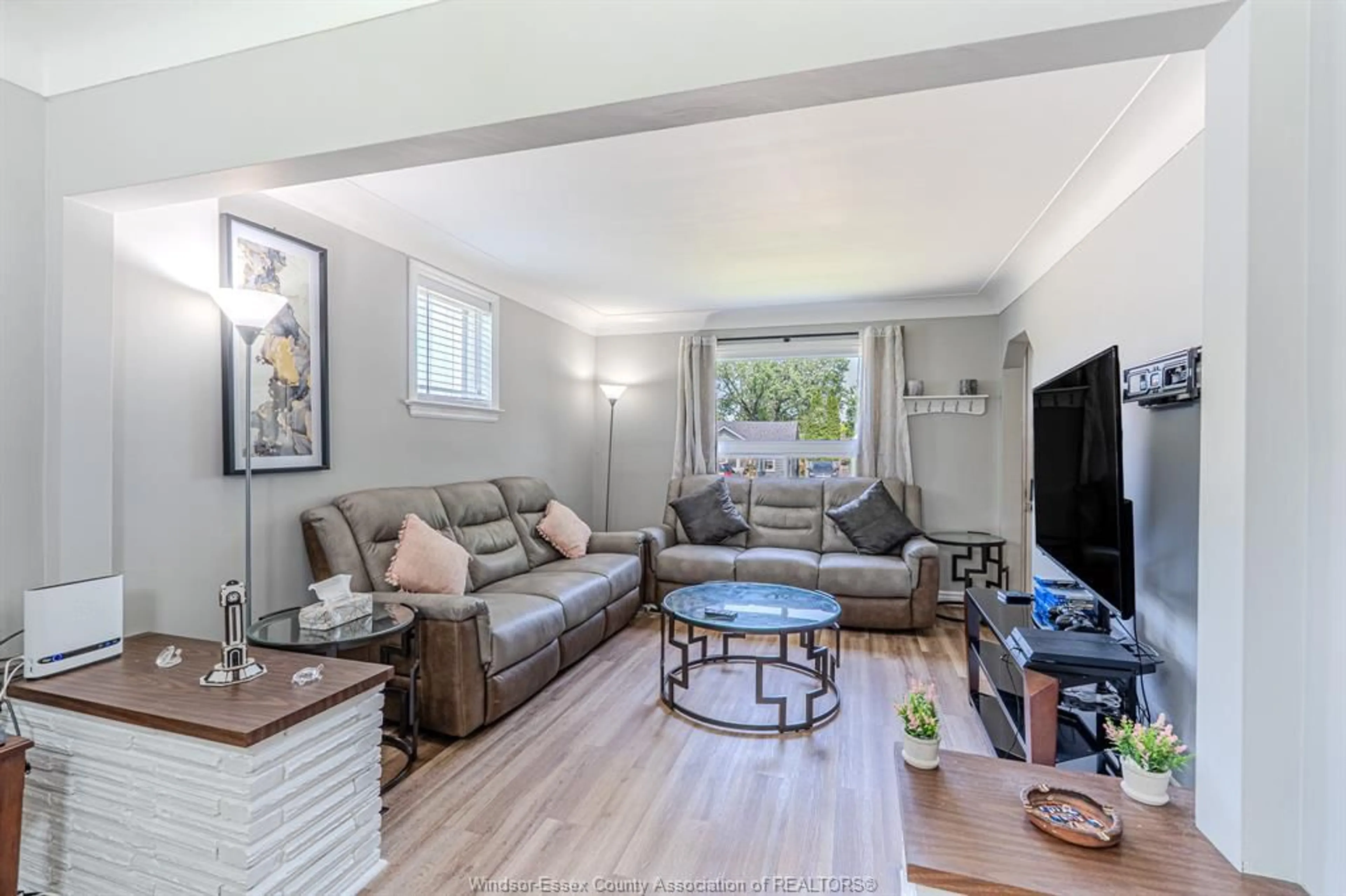 Living room with furniture, unknown for 2367 MEIGHEN, Windsor Ontario N8W 4B8