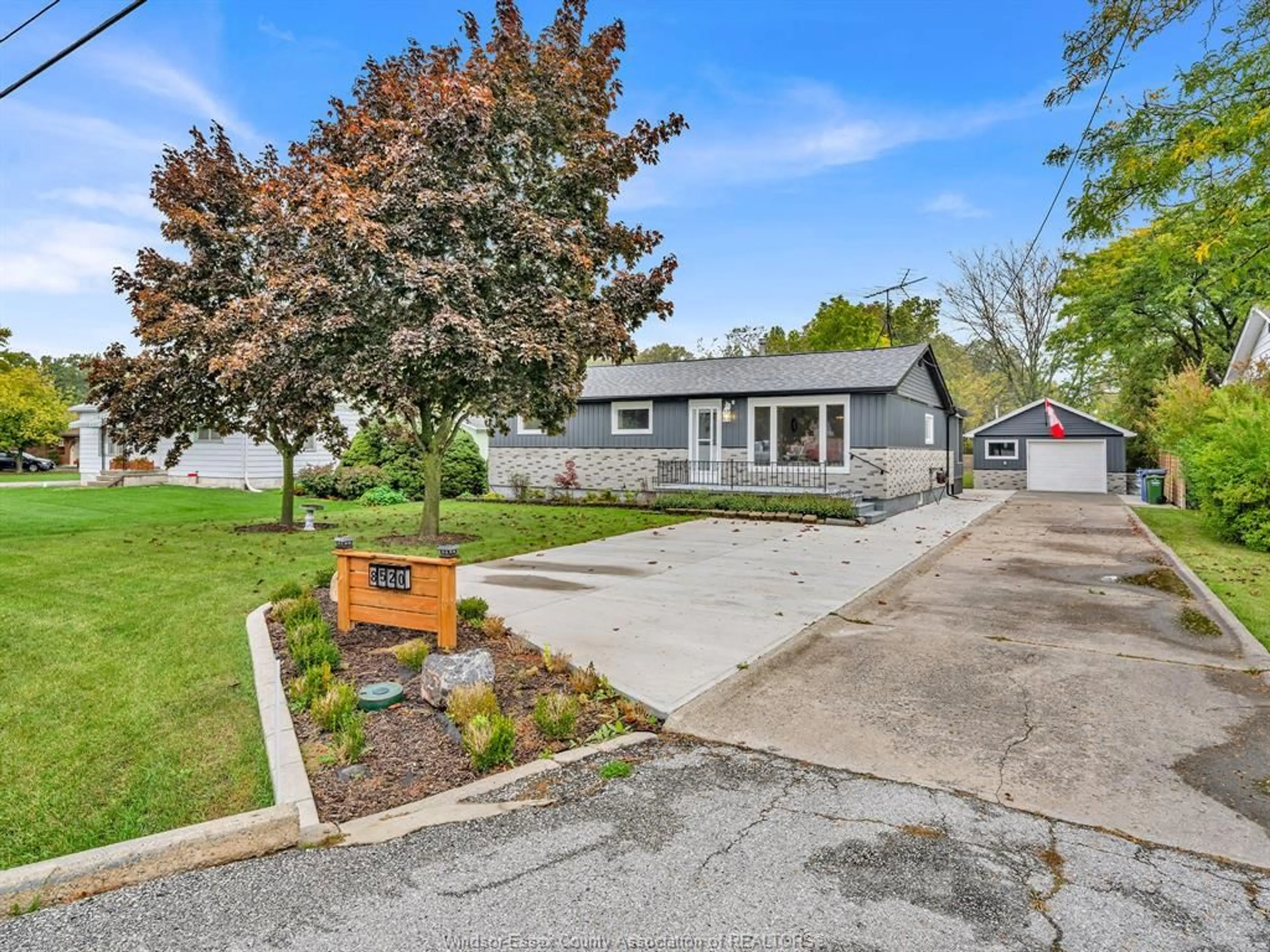 A pic from outside/outdoor area/front of a property/back of a property/a pic from drone, street for 8520 MIDDLE Sideroad, McGregor Ontario N0R 1J0