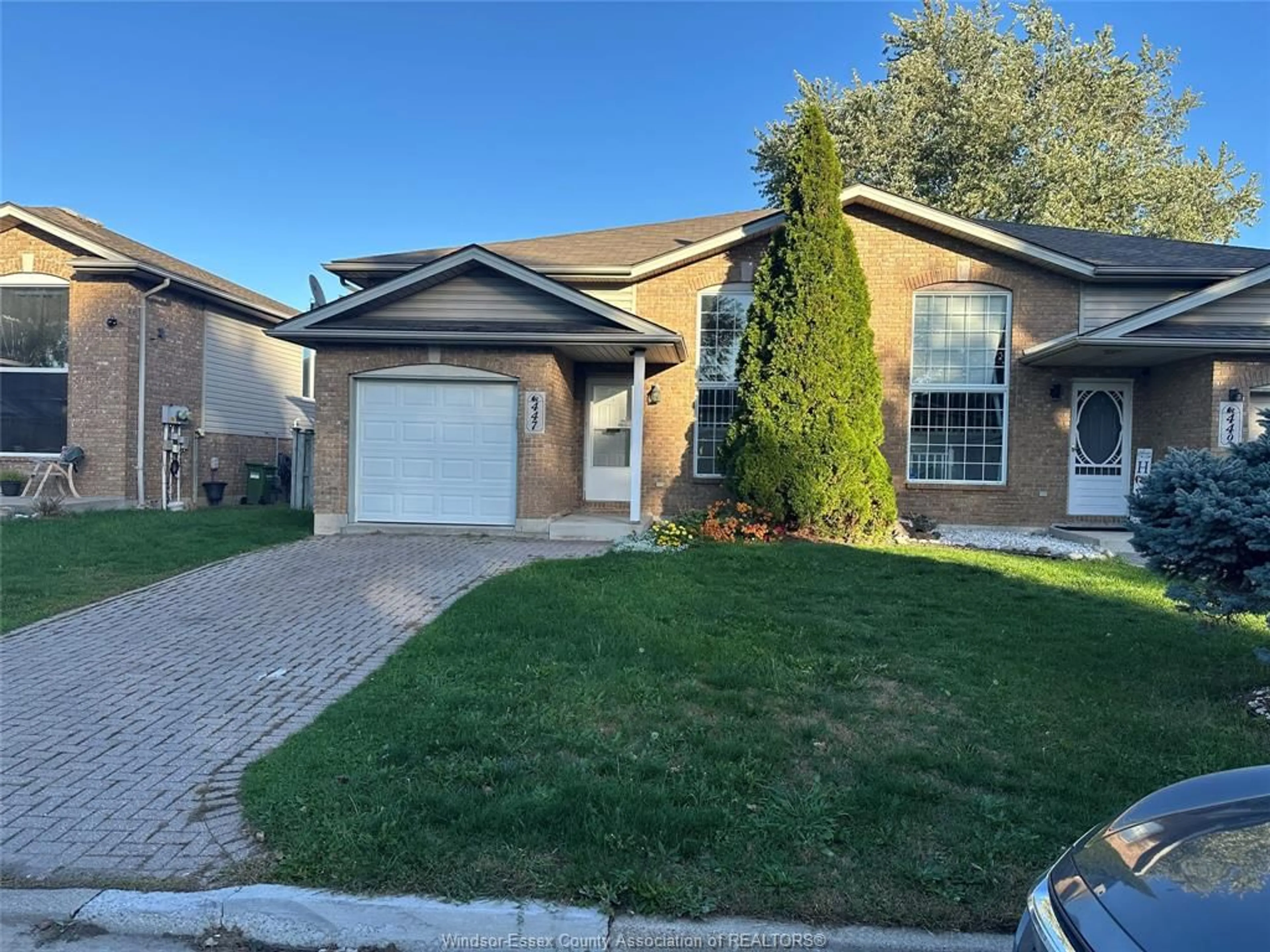 Unknown for 447 MERRILL Ave, LaSalle Ontario N9J 3R2