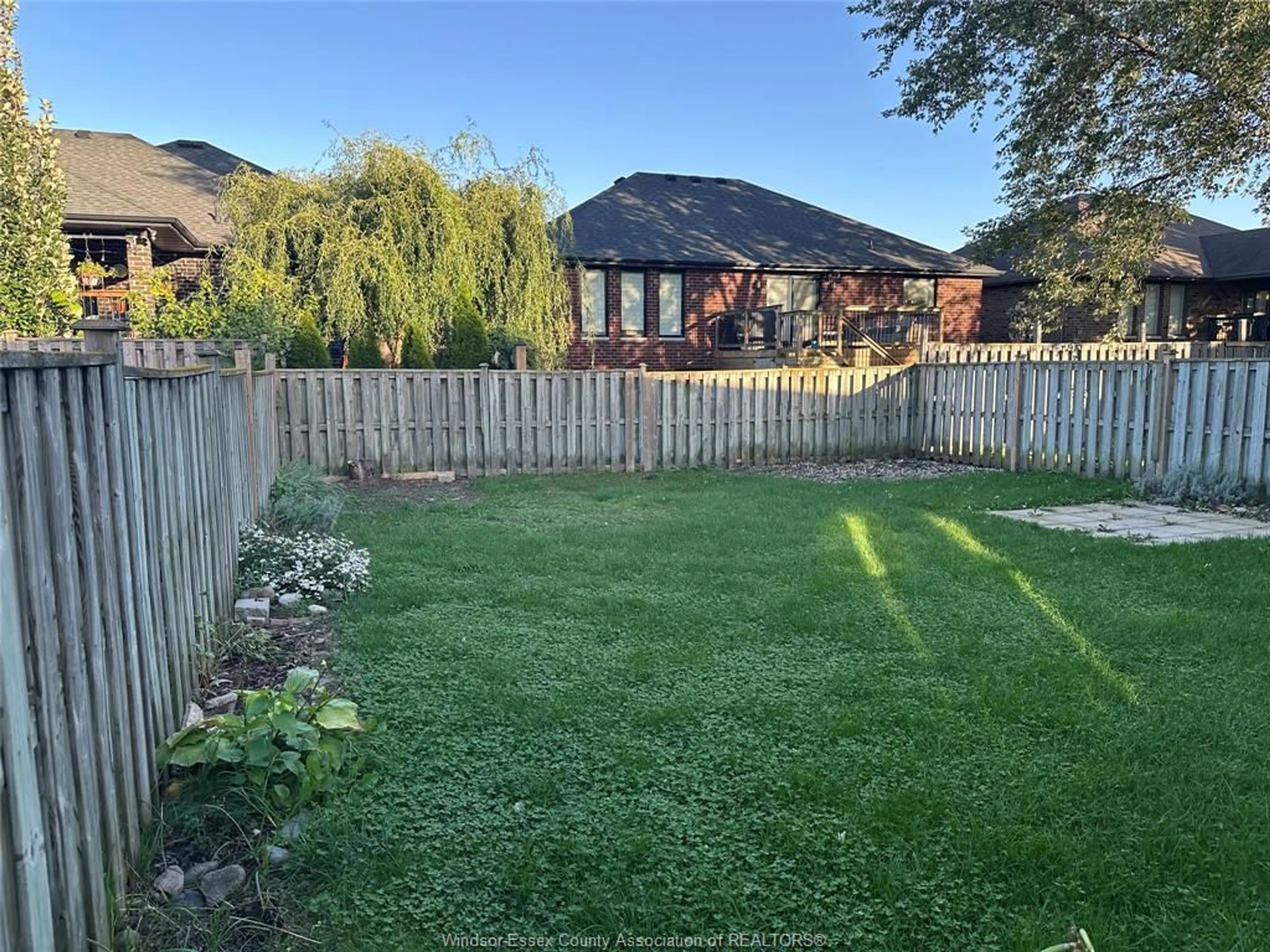 A pic from outside/outdoor area/front of a property/back of a property/a pic from drone, mountain view for 447 MERRILL Ave, LaSalle Ontario N9J 3R2