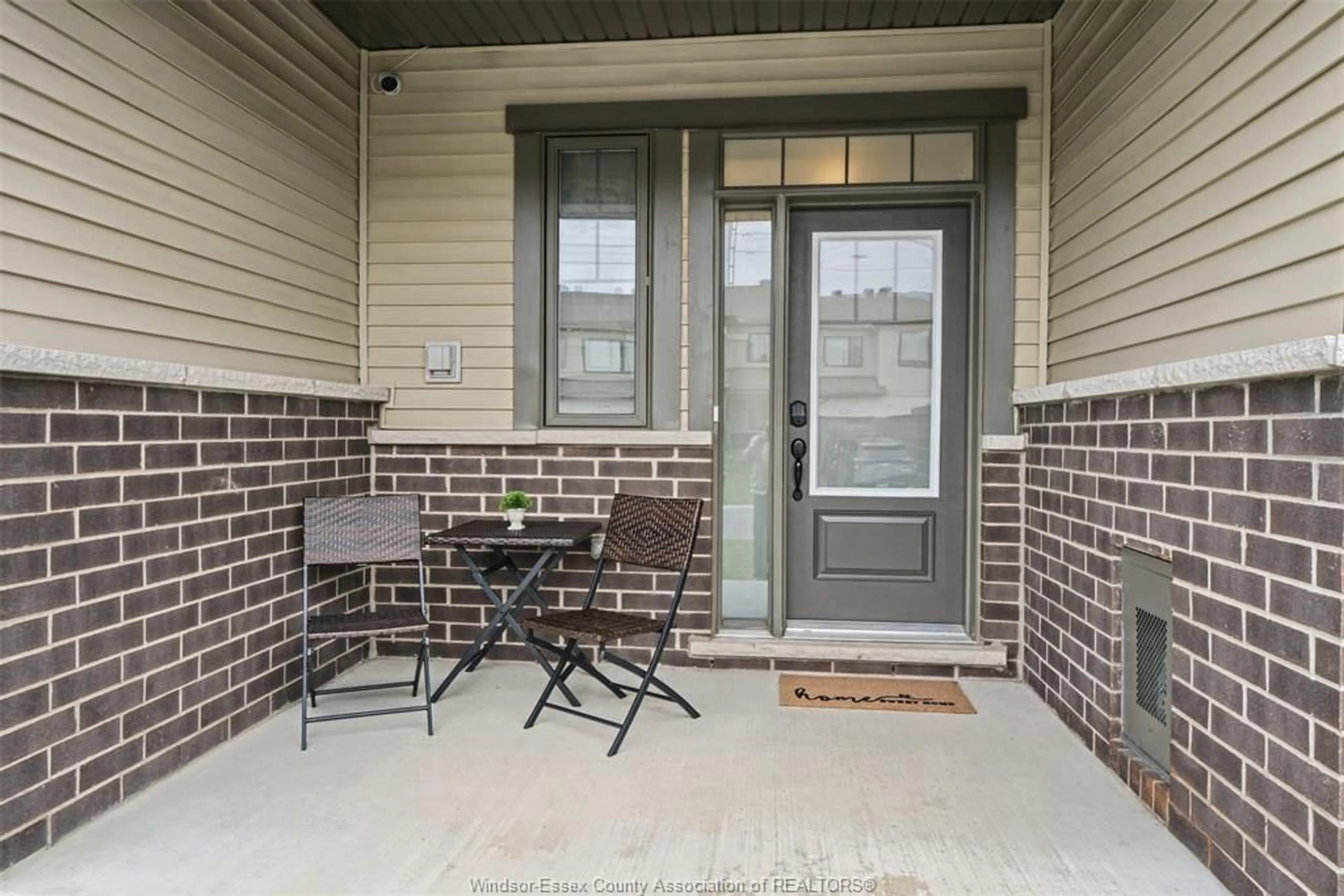 Patio, street for 2107 WINSOME Terr, Ottawa Ontario K4A 5N1