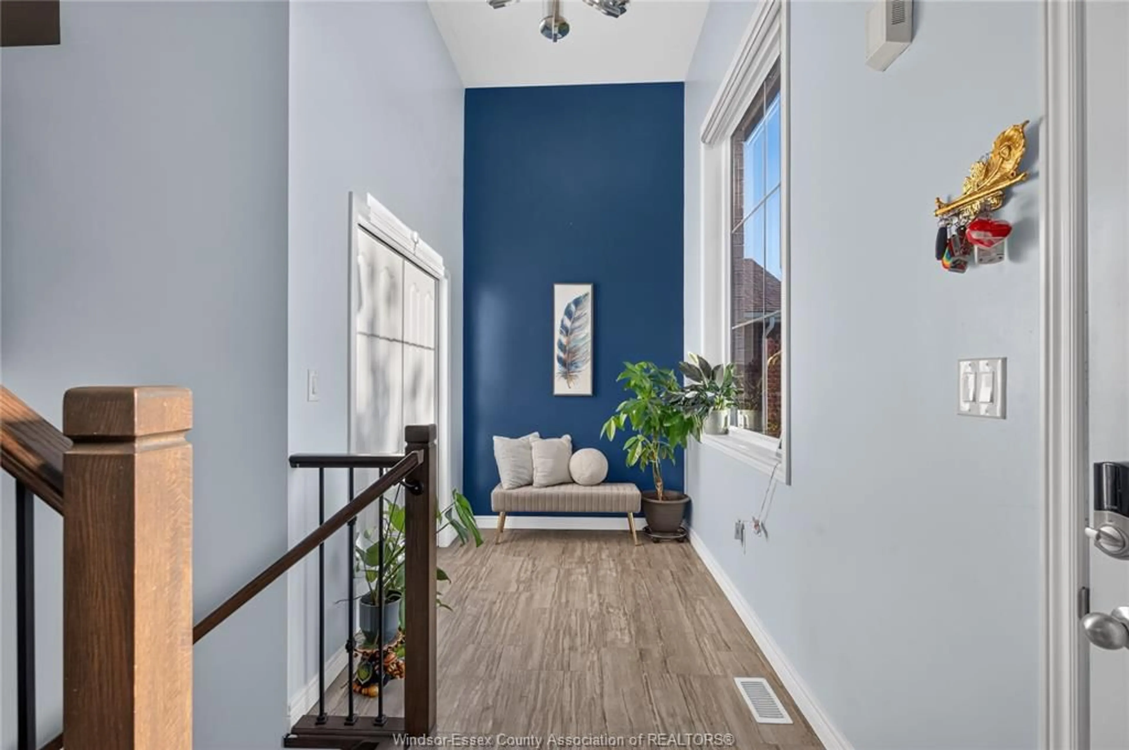Indoor entryway for 1488 HARRISON St, LaSalle Ontario N9H 0E1