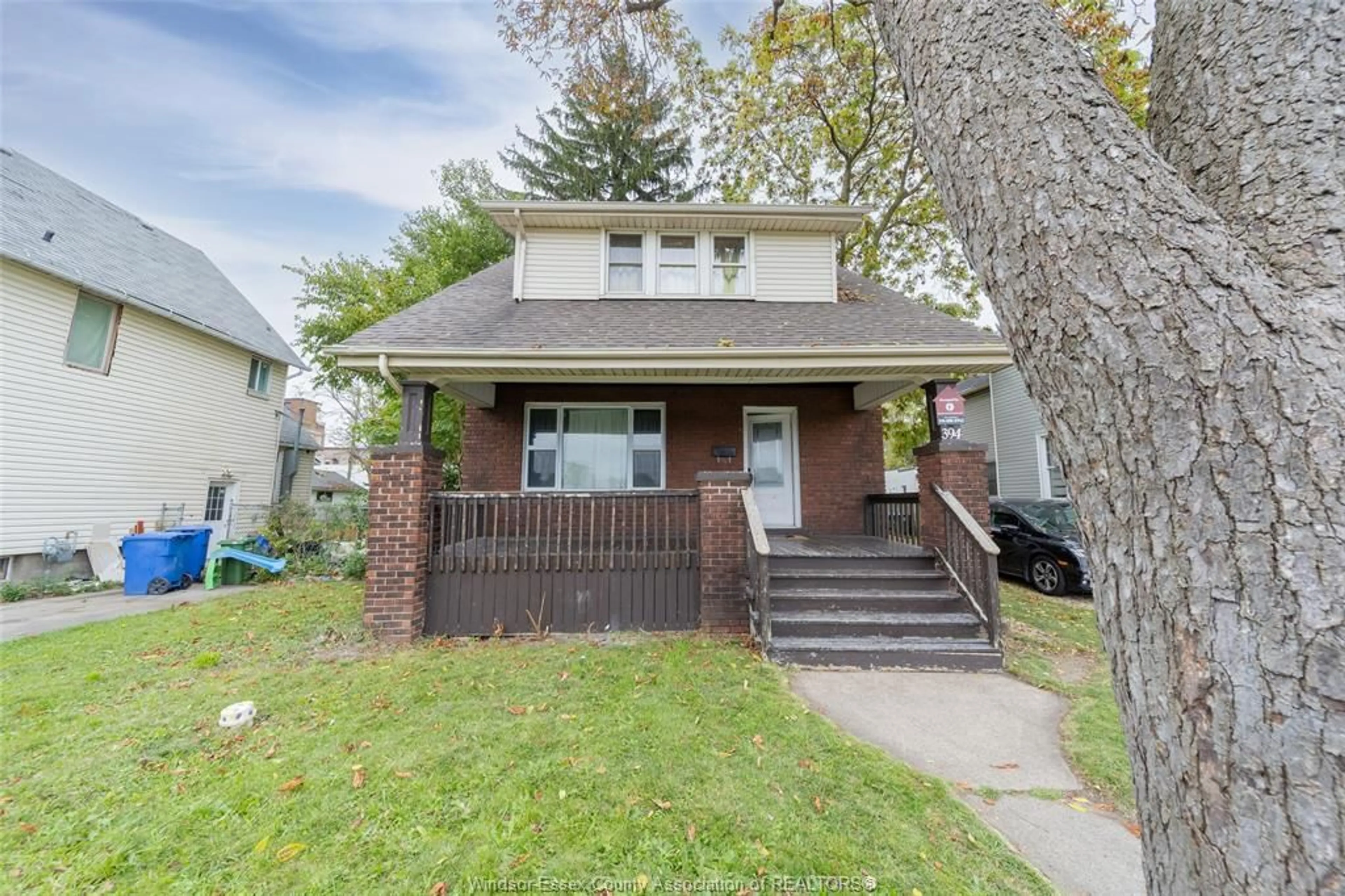 Unknown for 394 CRAWFORD Ave, Windsor Ontario N9A 5C4