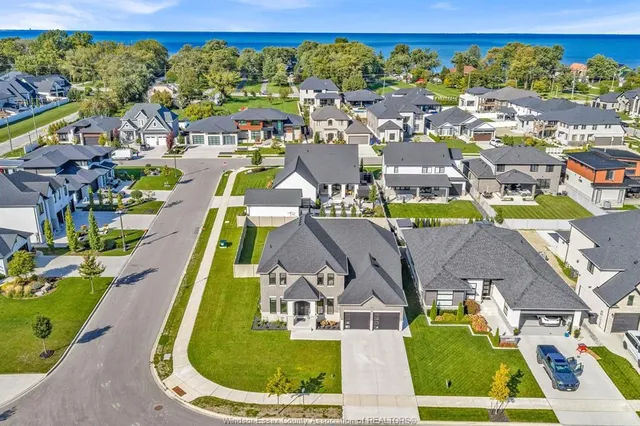 372 WATER Ave, Lakeshore 2