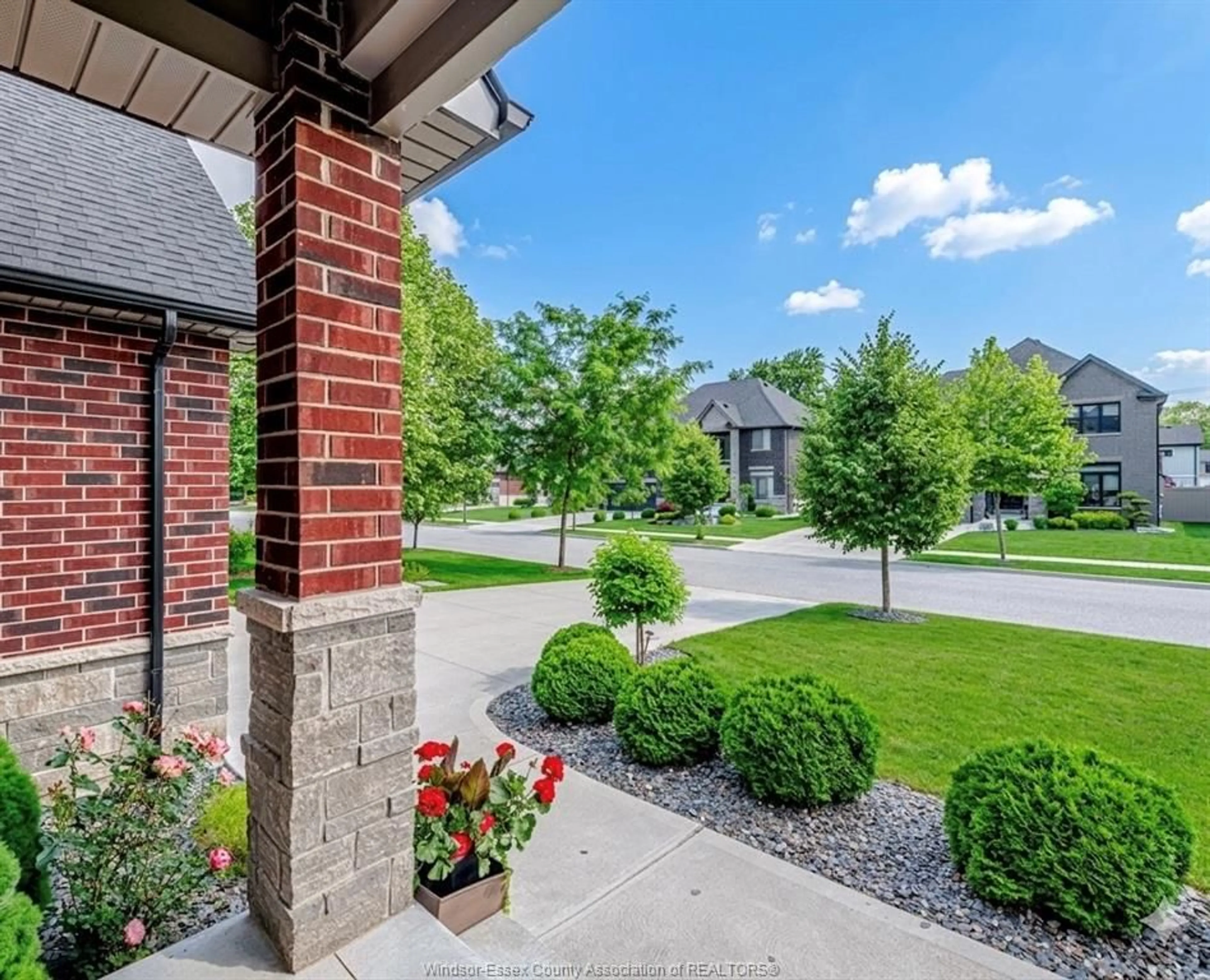 Home with brick exterior material, street for 4146 DAYTONA Ave, LaSalle Ontario N9H 0G8