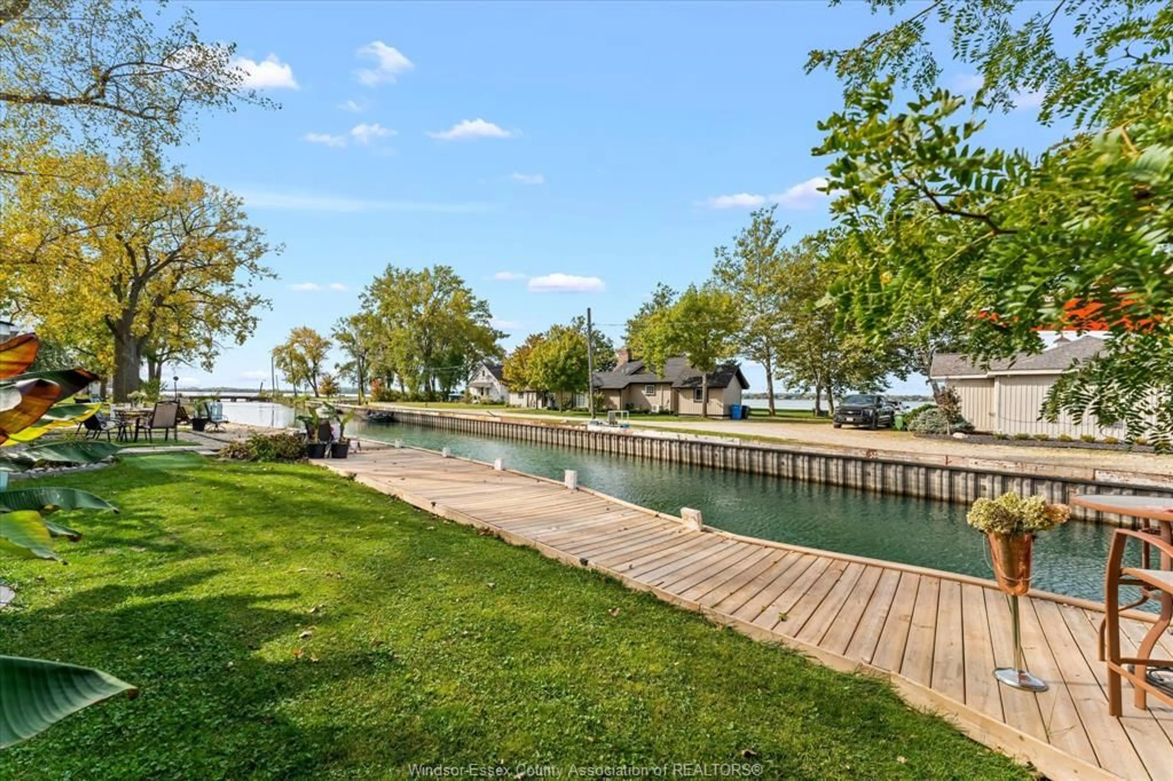Pool for 3 SHANGRILA St, Amherstburg Ontario N9V 2T3
