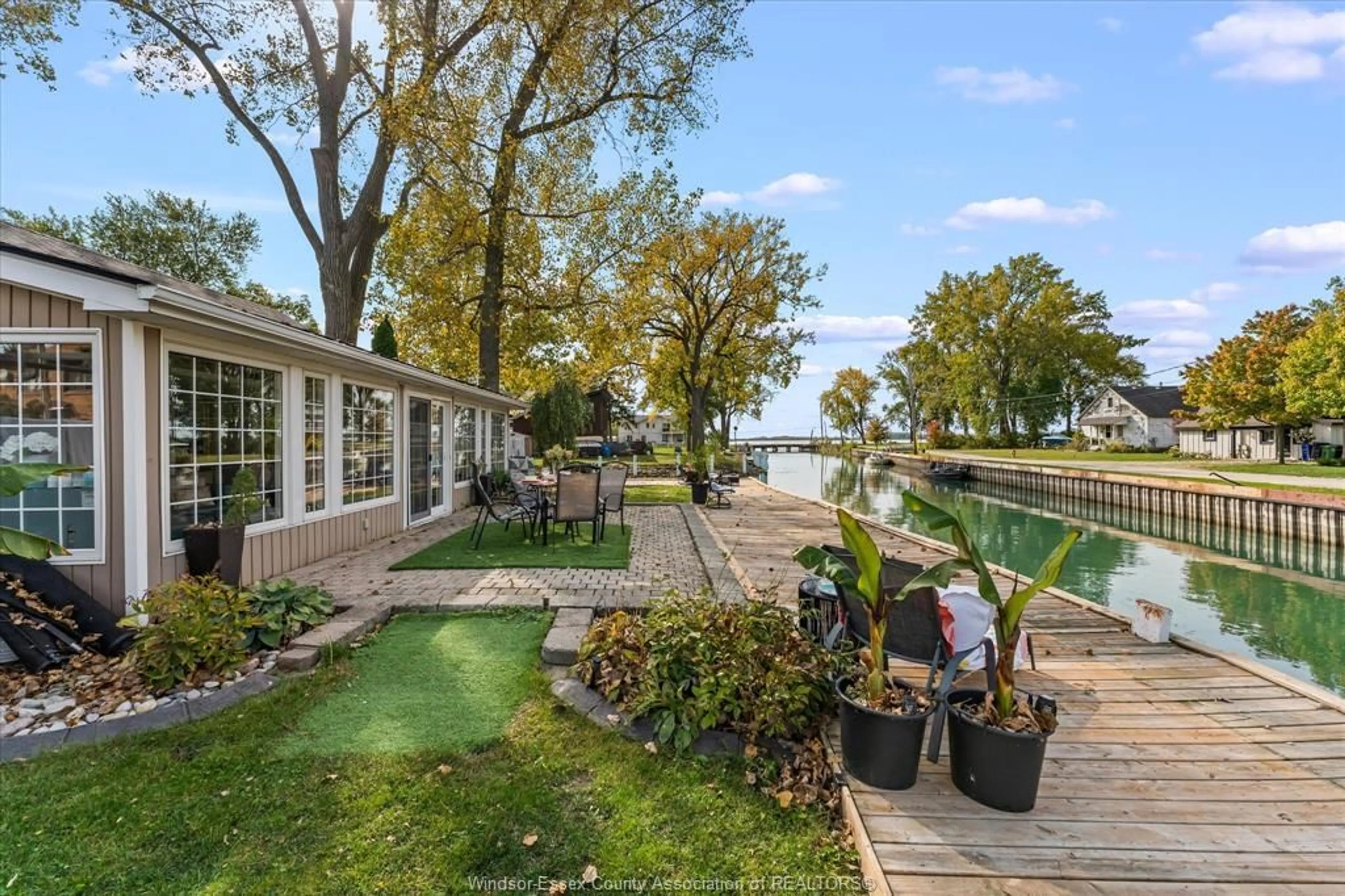 Patio, water/lake/river/ocean view for 3 SHANGRILA St, Amherstburg Ontario N9V 2T3