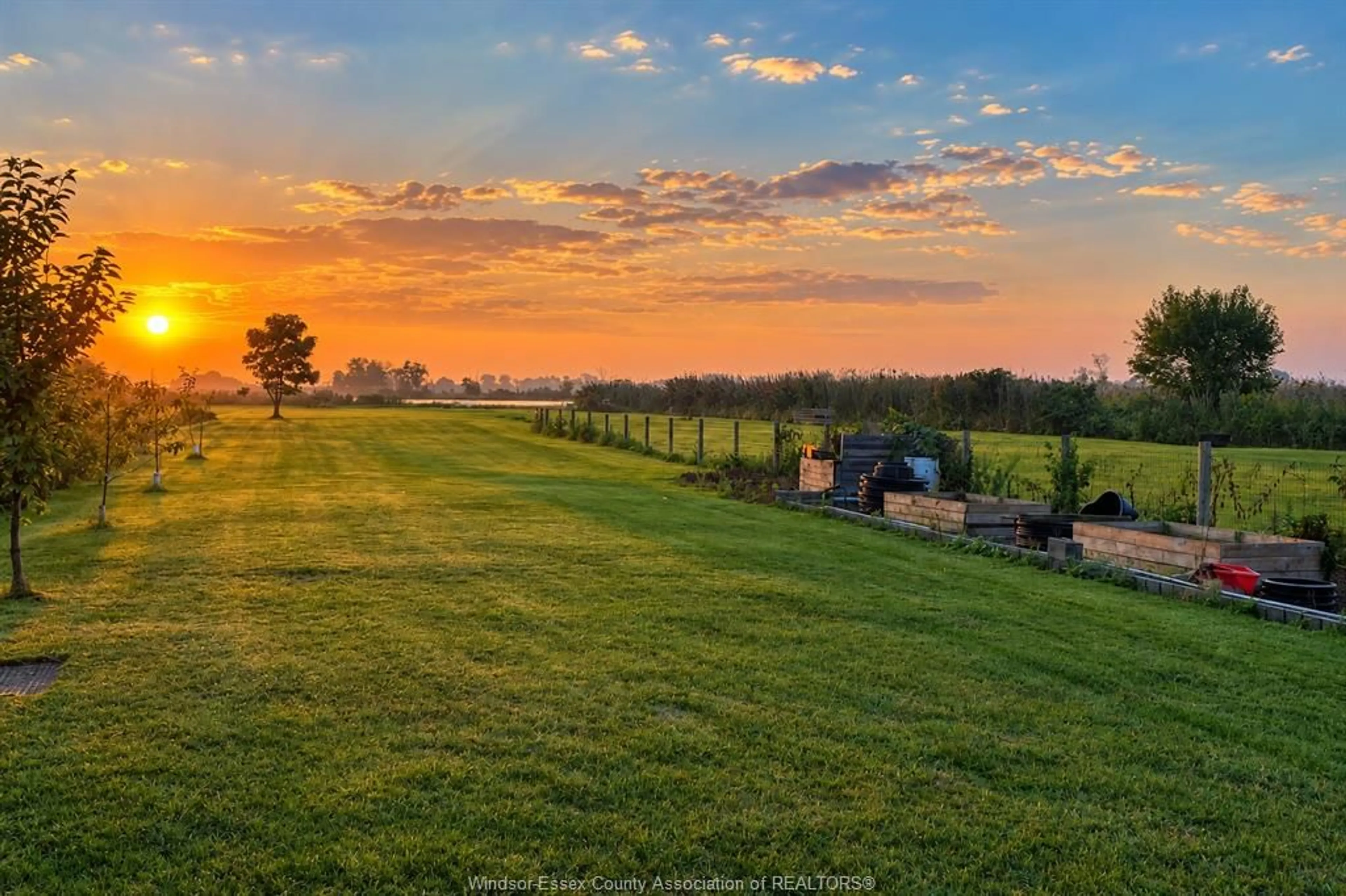 A pic from outside/outdoor area/front of a property/back of a property/a pic from drone, mountain view for 1957 FRONT Rd, Amherstburg Ontario N9V 3R3