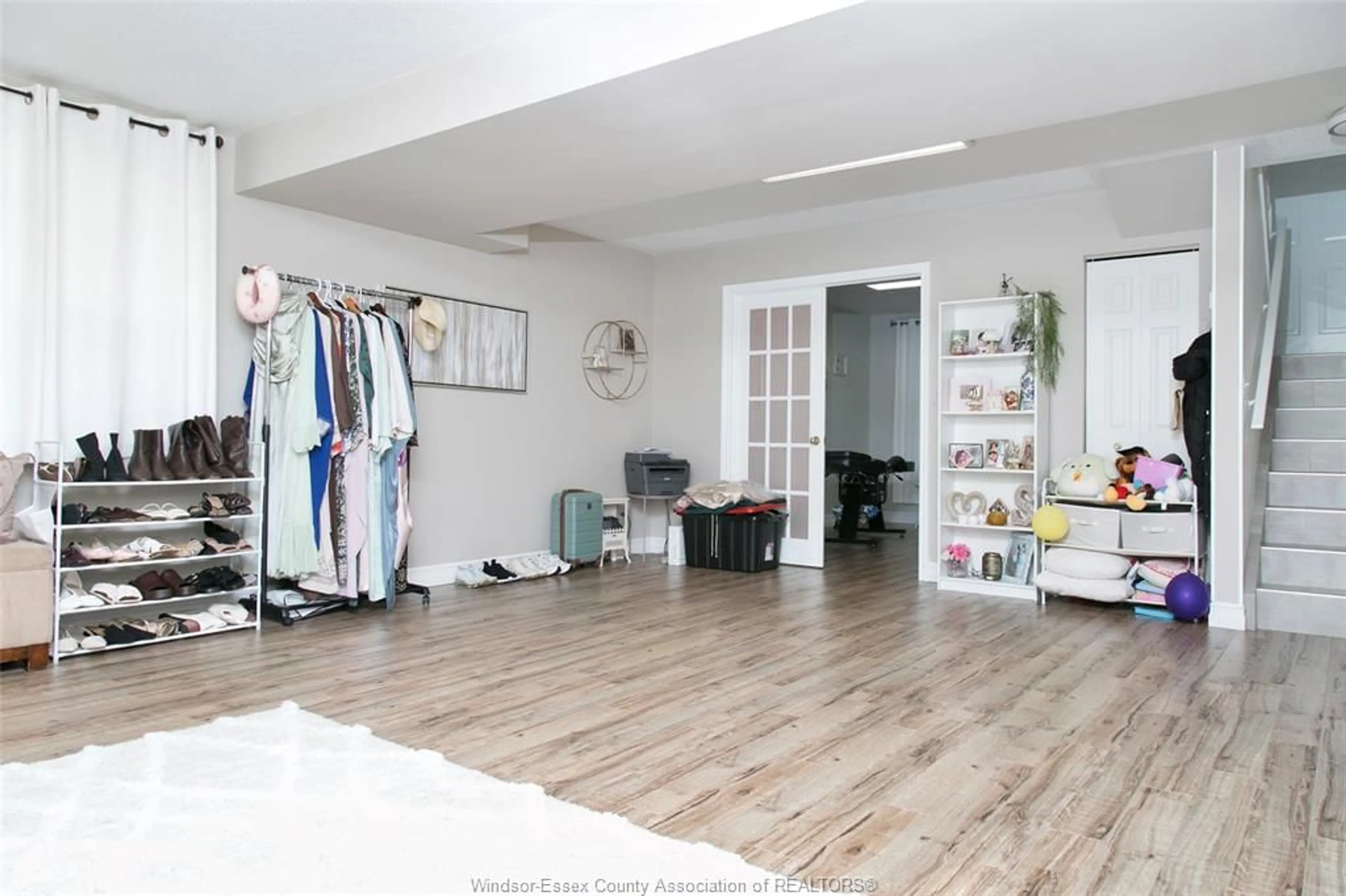 A pic of a room for 4751 JULIET Cres, Windsor Ontario N9G 3B7