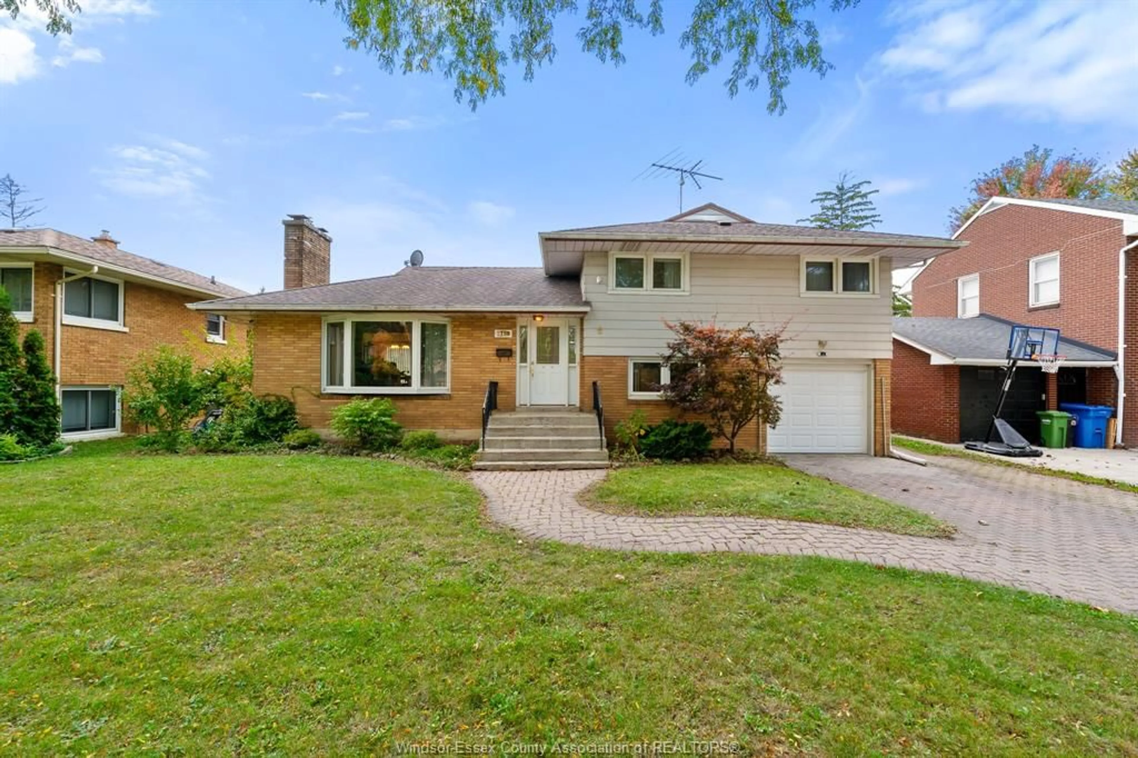 Home with brick exterior material, street for 2759 ROCKWELL Blvd, Windsor Ontario N9E 2A2