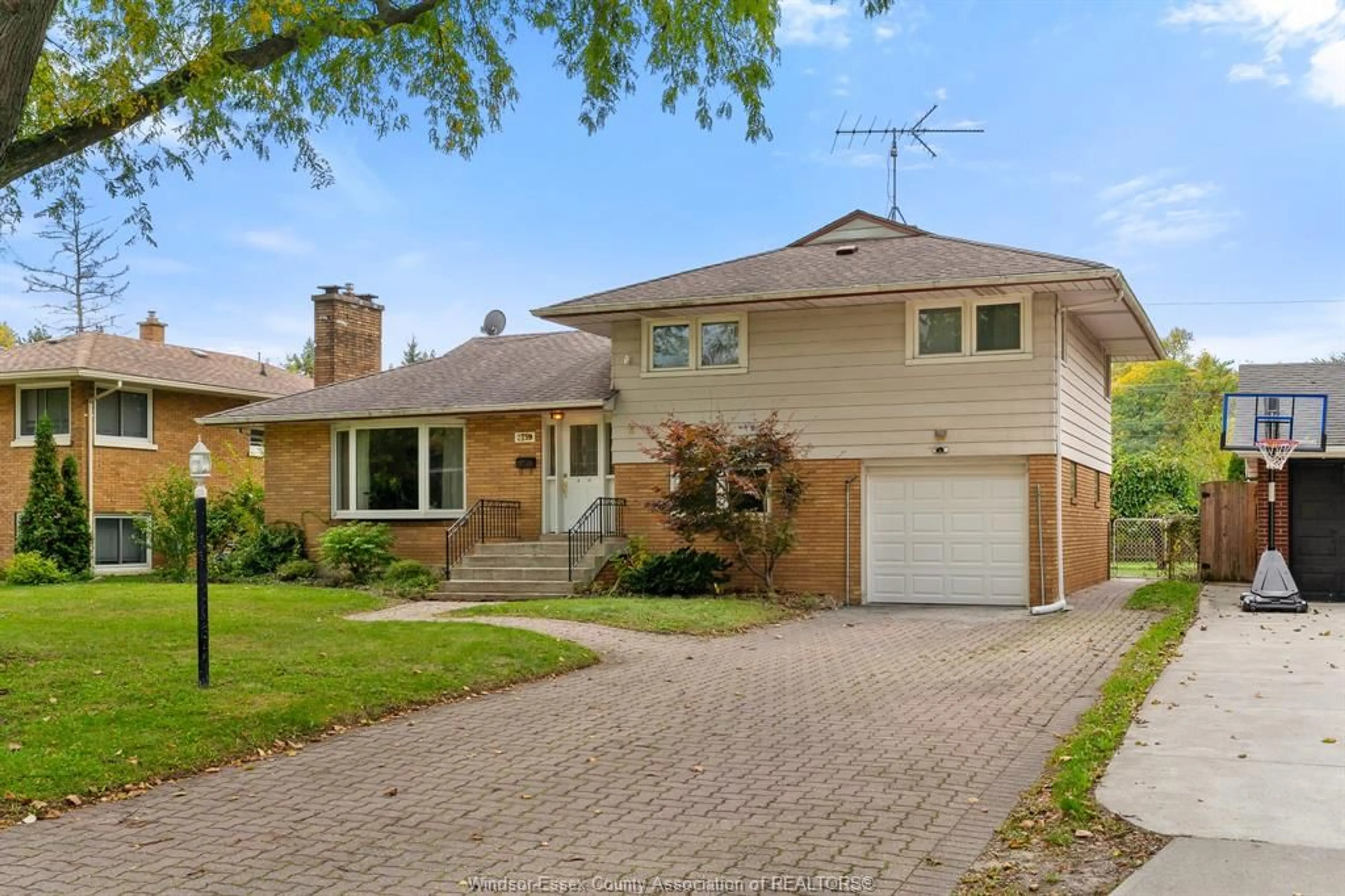Home with brick exterior material, street for 2759 ROCKWELL Blvd, Windsor Ontario N9E 2A2