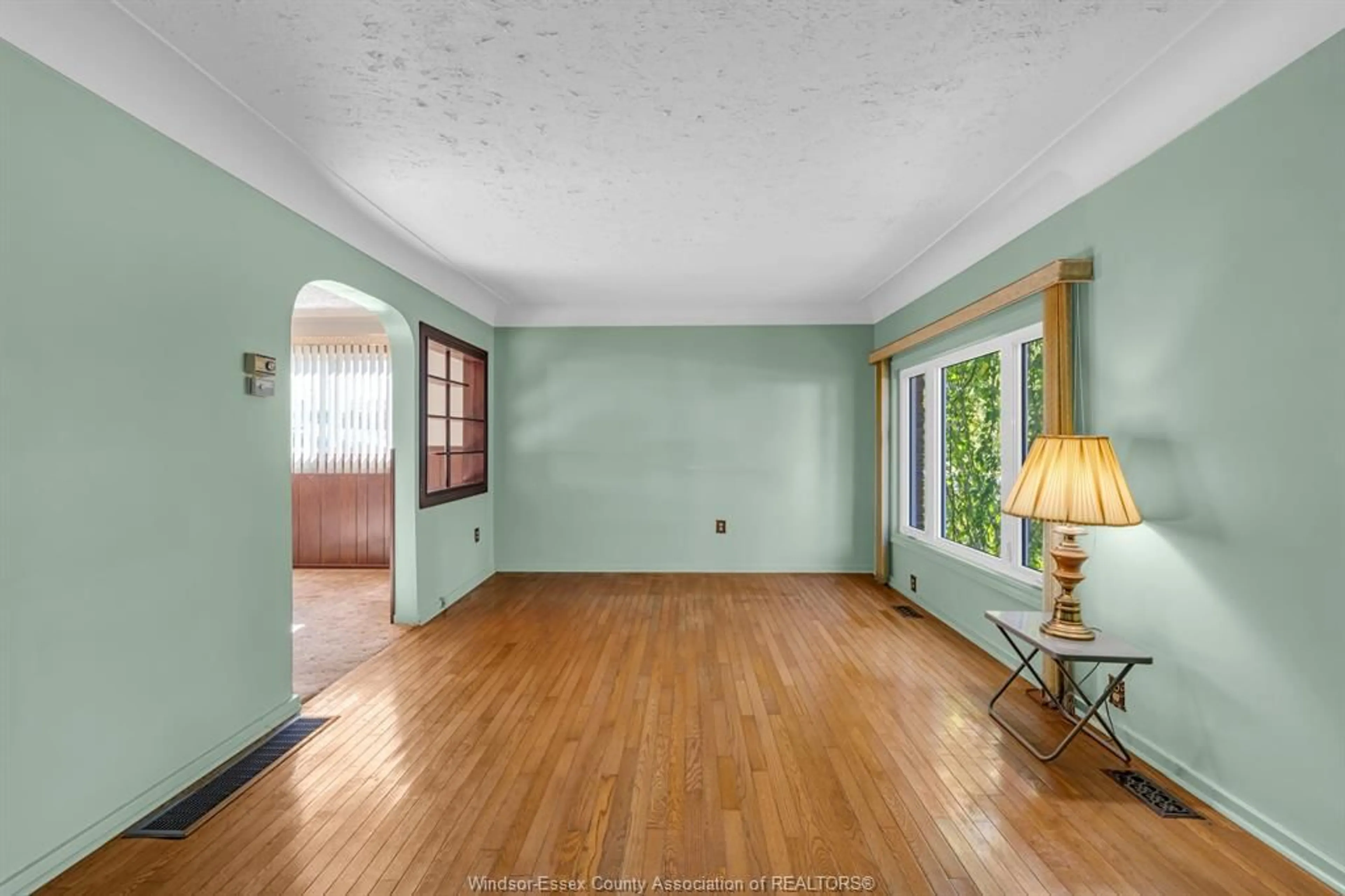 A pic of a room for 3480 BLISS Rd, Windsor Ontario N8W 3B6