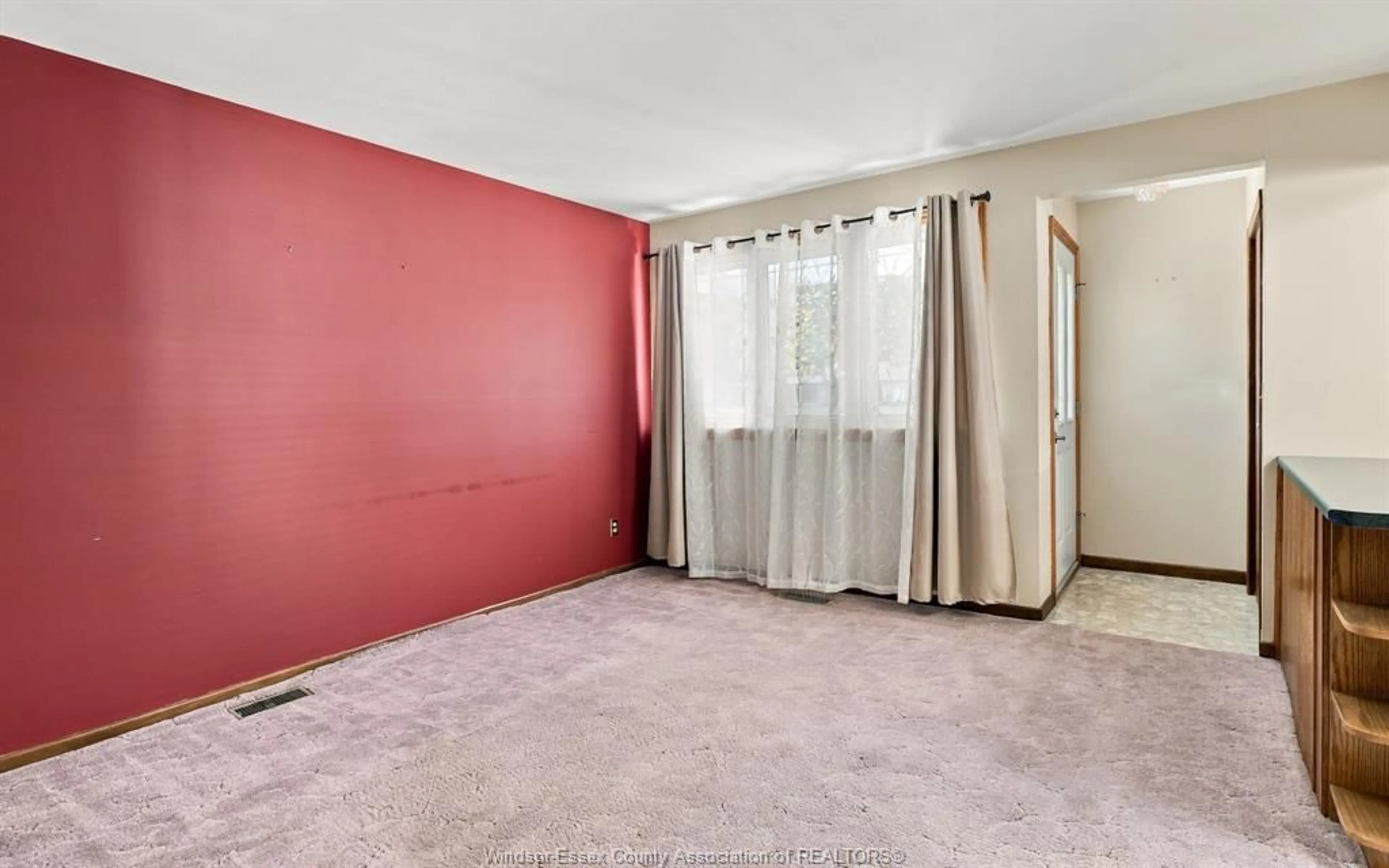 A pic of a room for 3172 Clemenceau Blvd, Windsor Ontario N8T 2R5