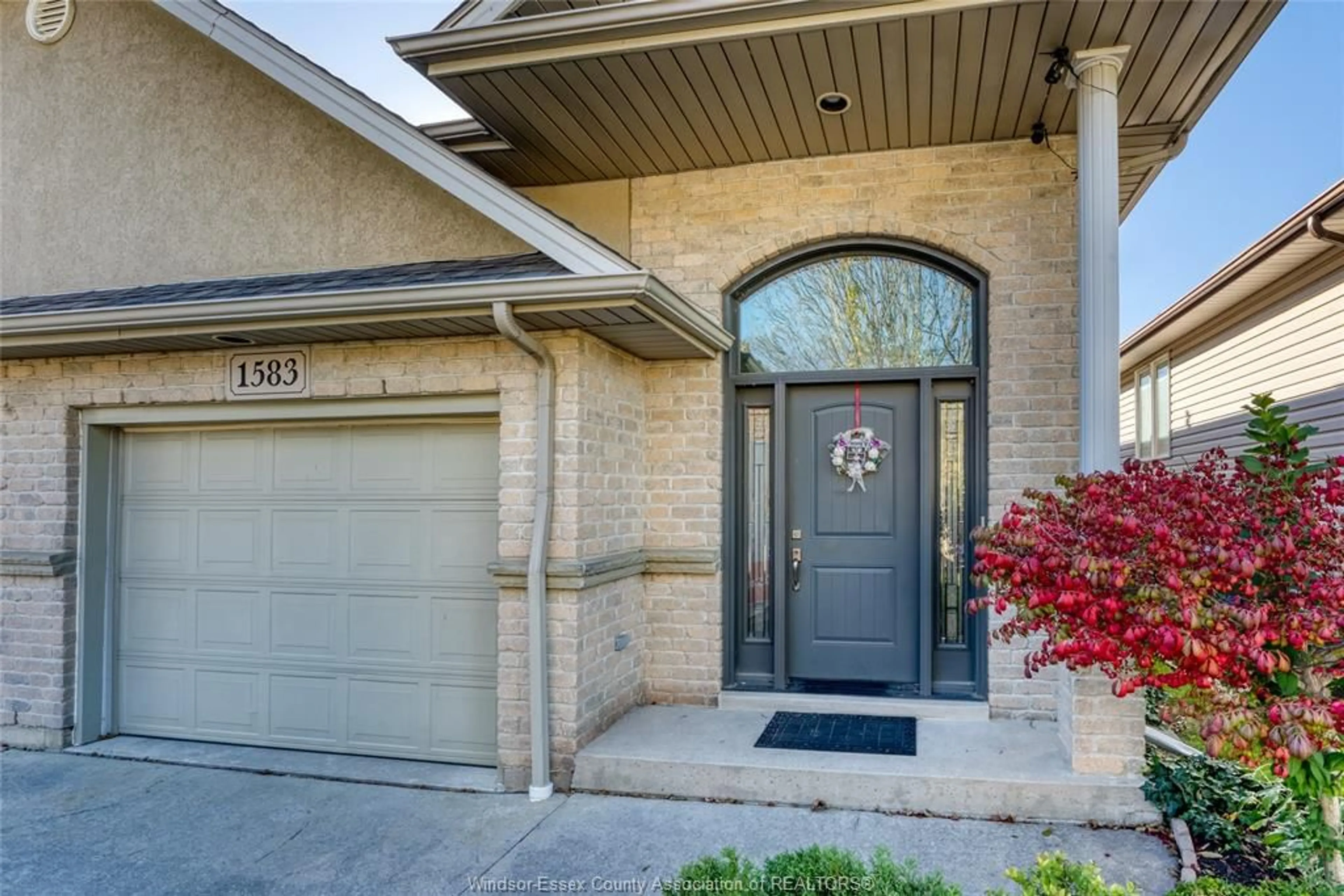 Home with brick exterior material, street for 1583 CHATEAU Ave, Windsor Ontario N8P 1M4