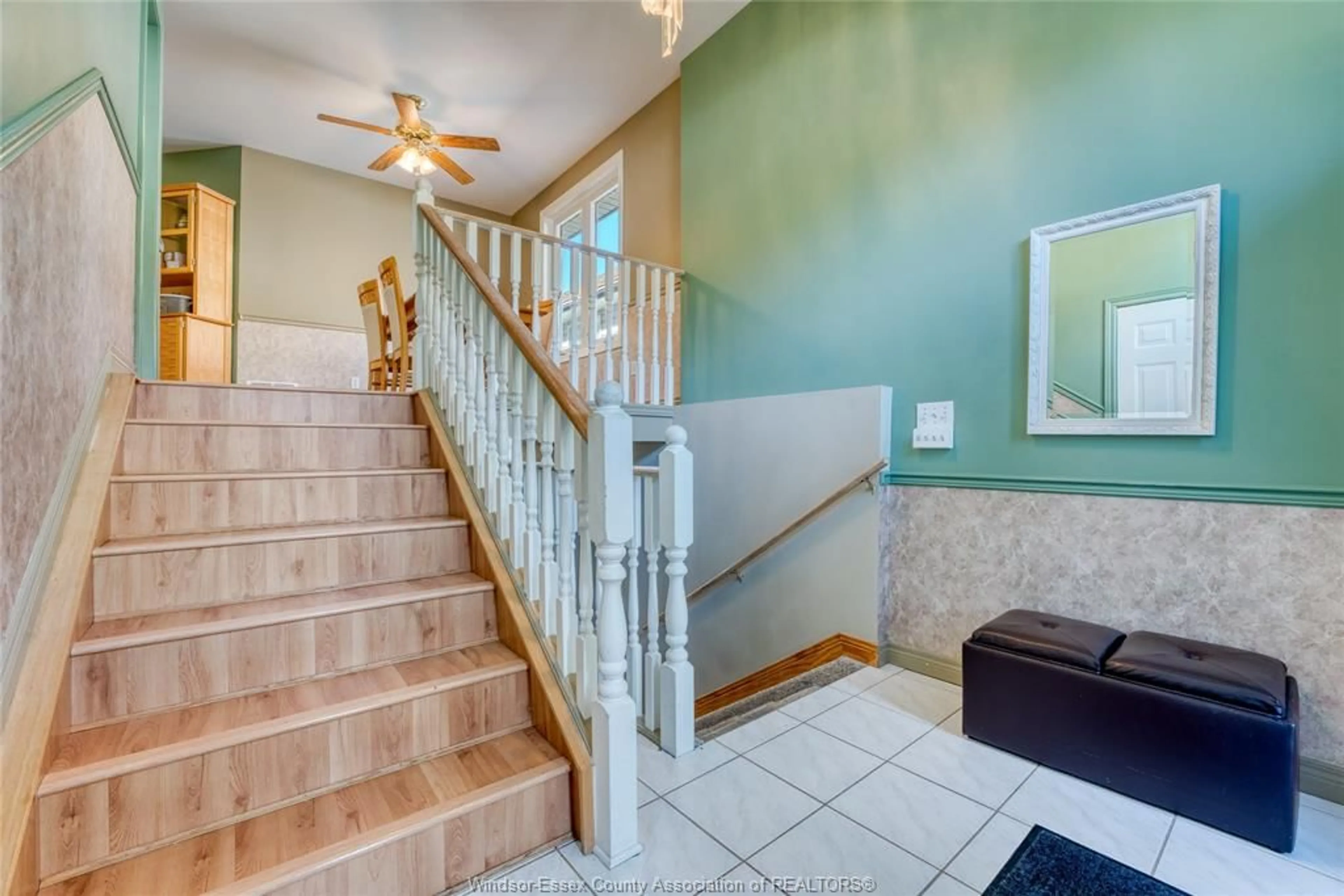 Unknown for 1583 CHATEAU Ave, Windsor Ontario N8P 1M4