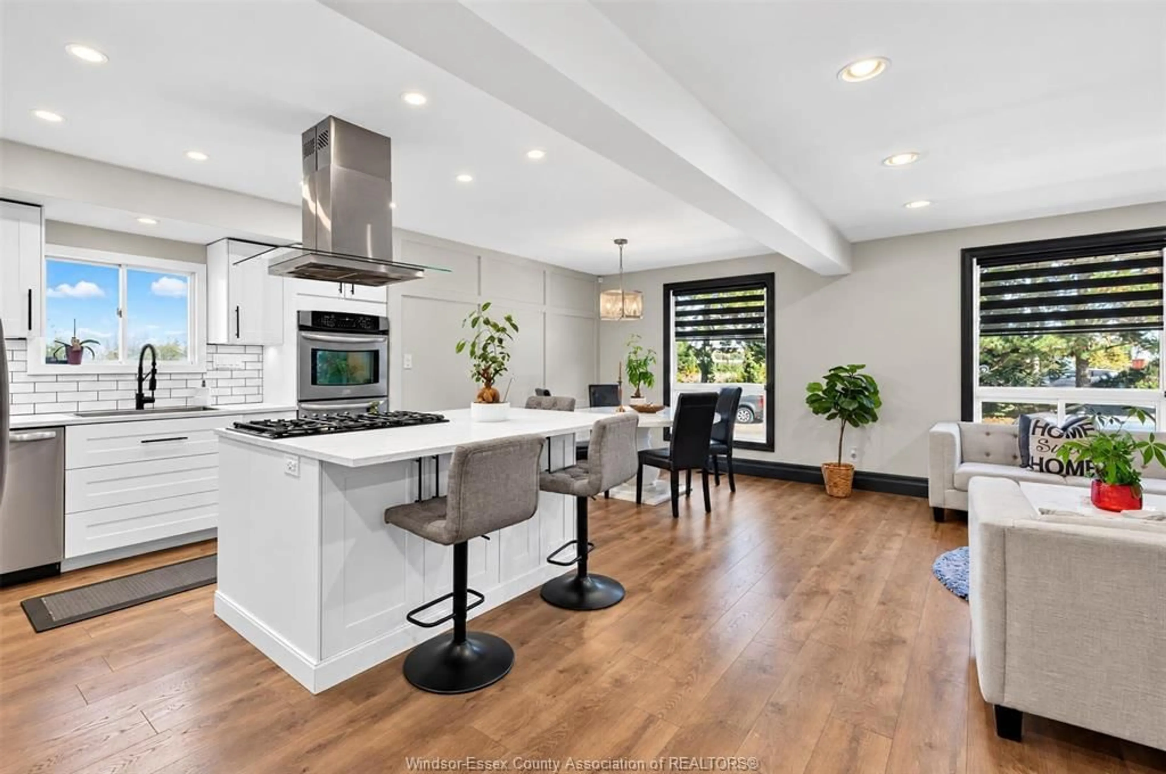 Open concept kitchen, unknown for 2675 JEFFERSON Blvd, Windsor Ontario N8T 3E7