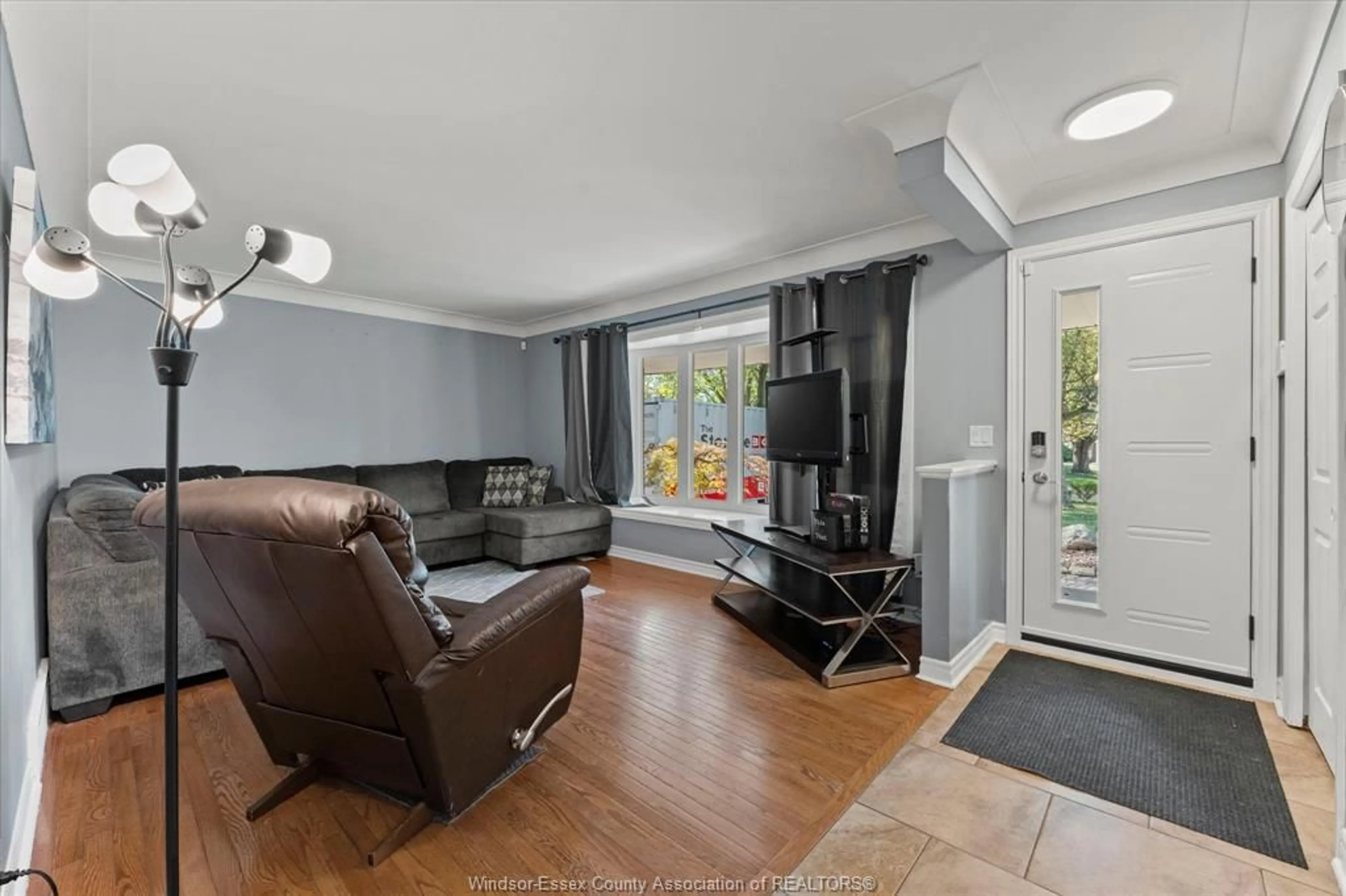 Living room with furniture, unknown for 5874 DALTON Ave, LaSalle Ontario N9H 1N1