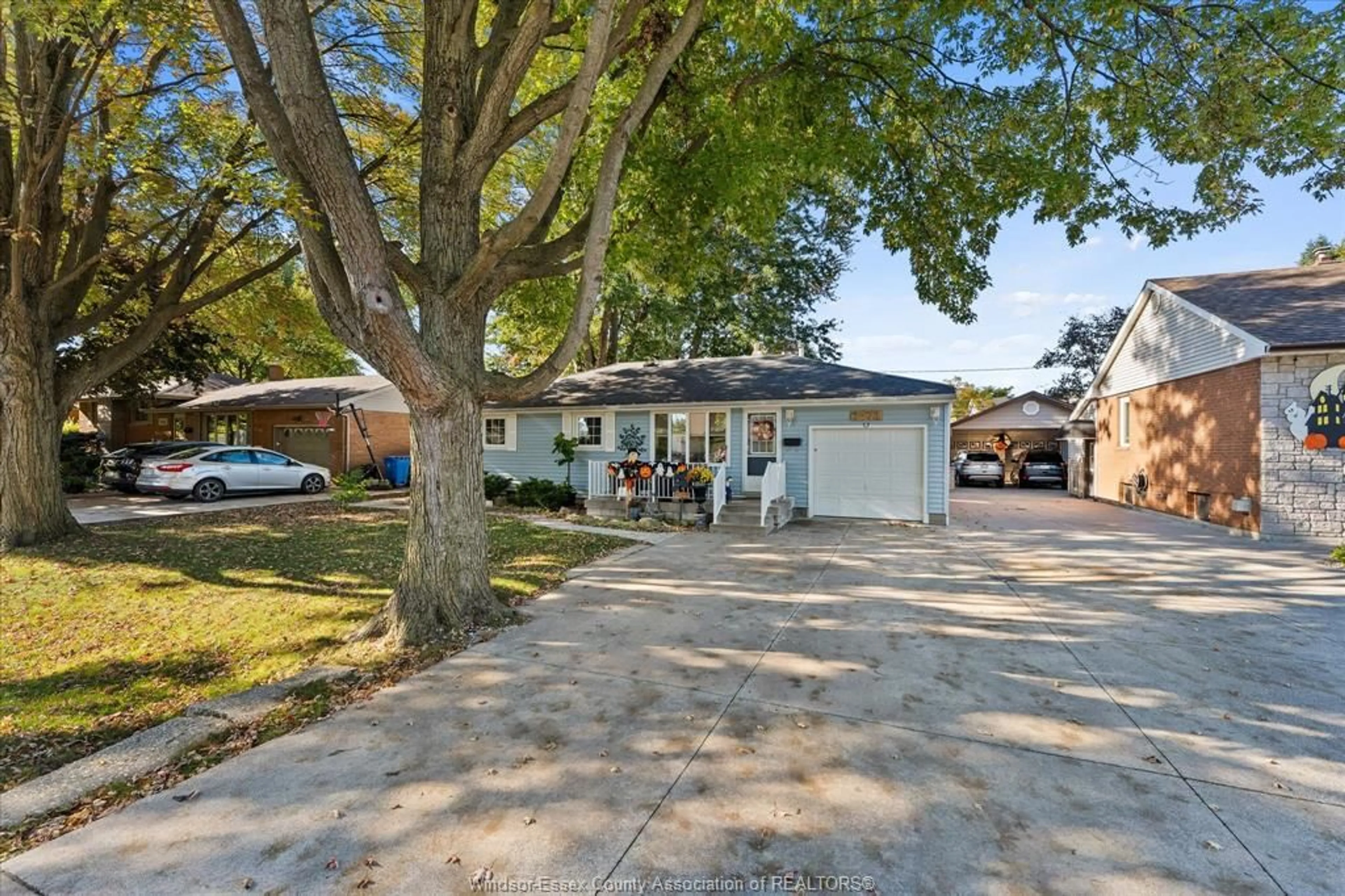 Unknown for 3473 BLISS, Windsor Ontario N8W 3B5