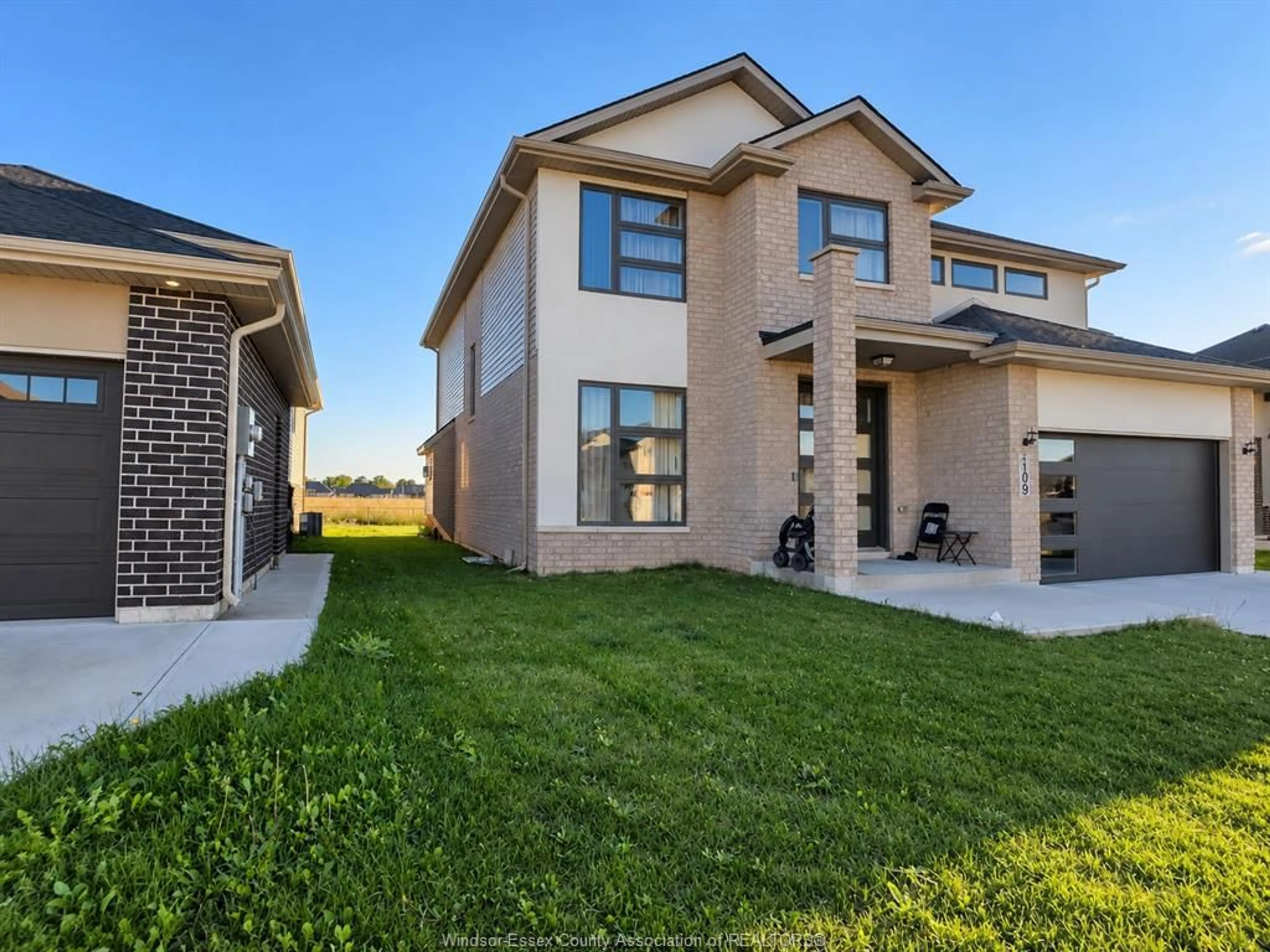 Home with brick exterior material, street for 109 KINGSBRIDGE Dr, Amherstburg Ontario N9V 0G8