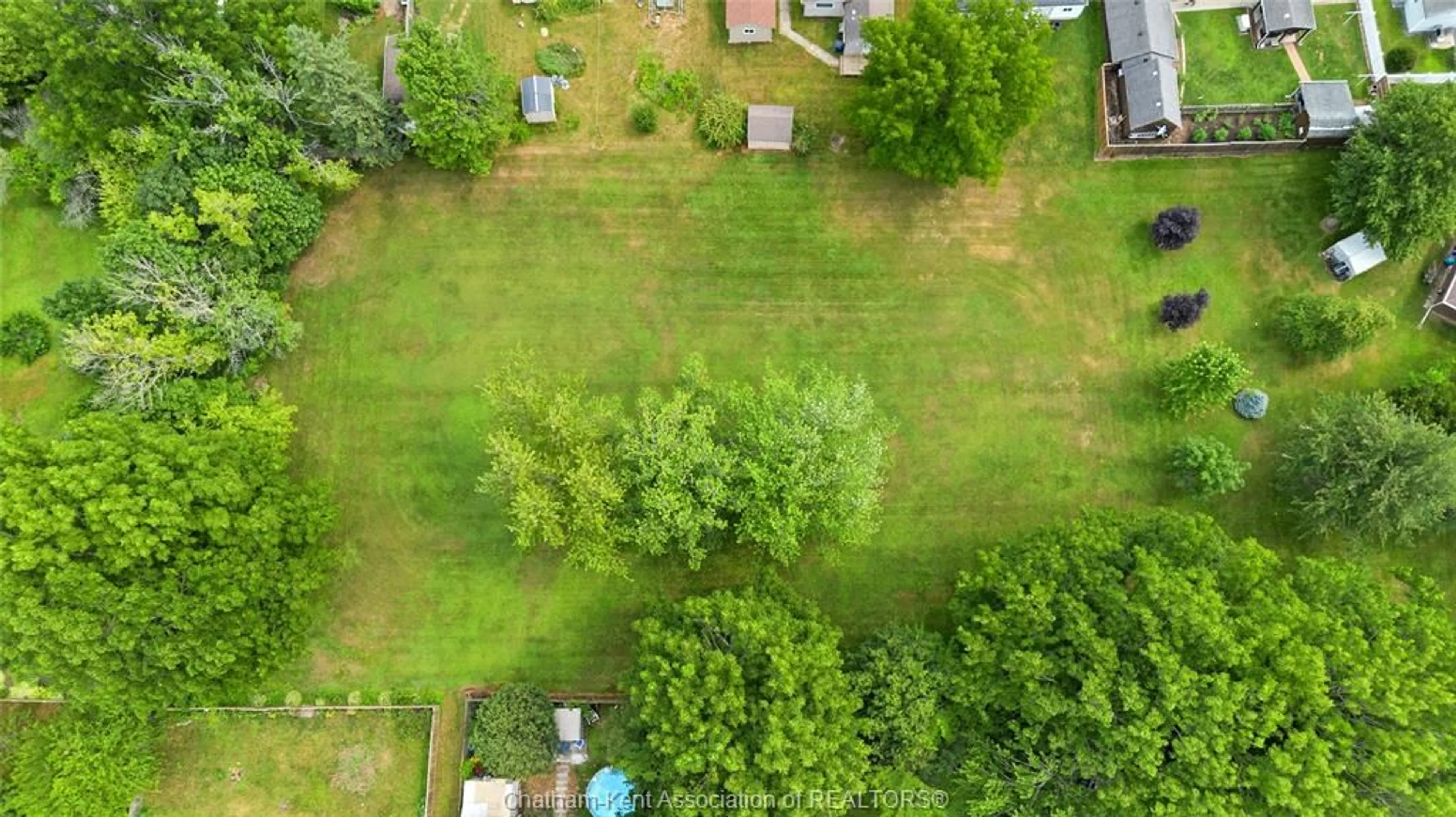 A pic from outside/outdoor area/front of a property/back of a property/a pic from drone, forest/trees view for V/L MYRTLE St, Ridgetown Ontario N0P 2C0