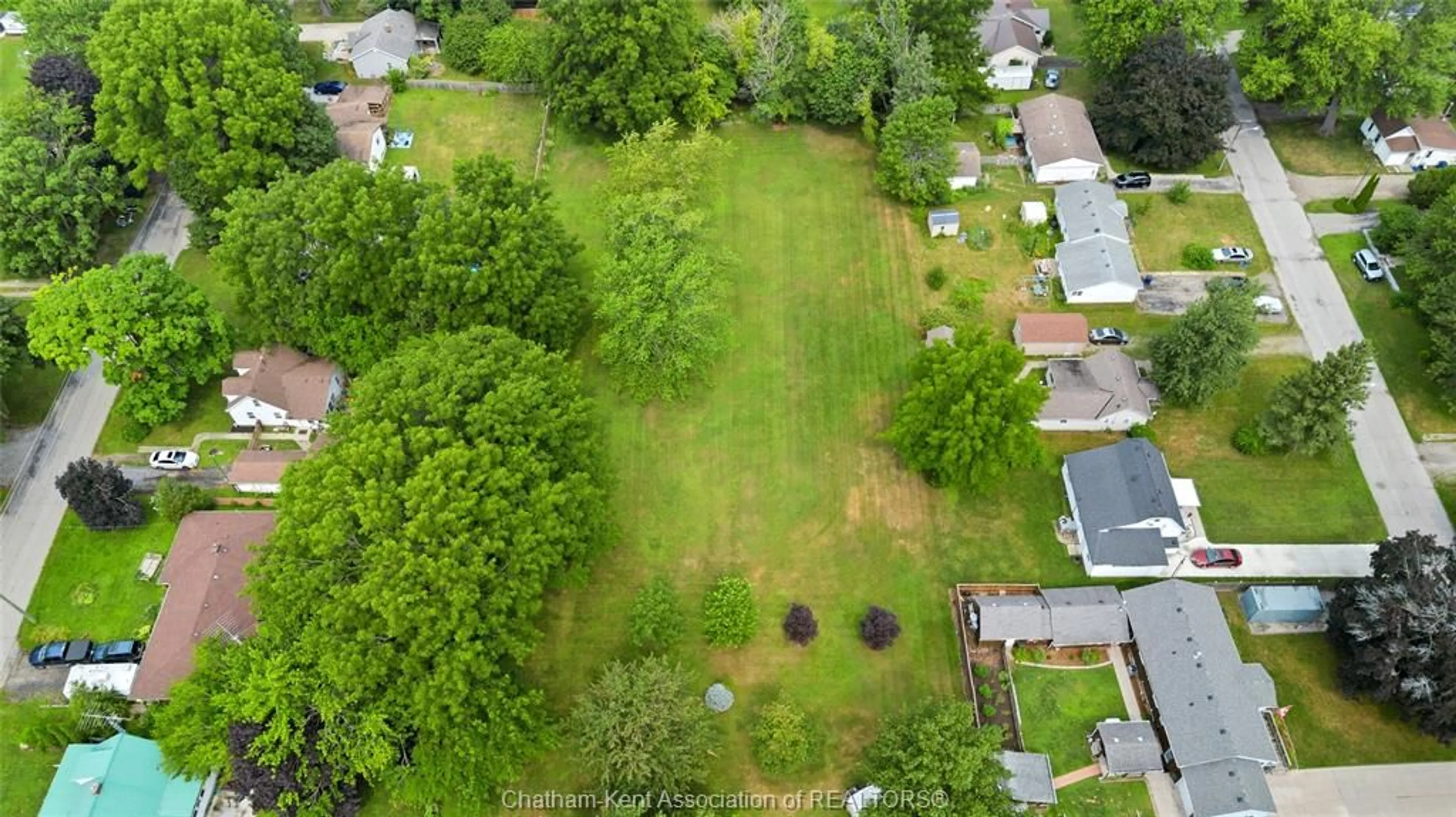 A pic from outside/outdoor area/front of a property/back of a property/a pic from drone, forest/trees view for V/L MYRTLE St, Ridgetown Ontario N0P 2C0