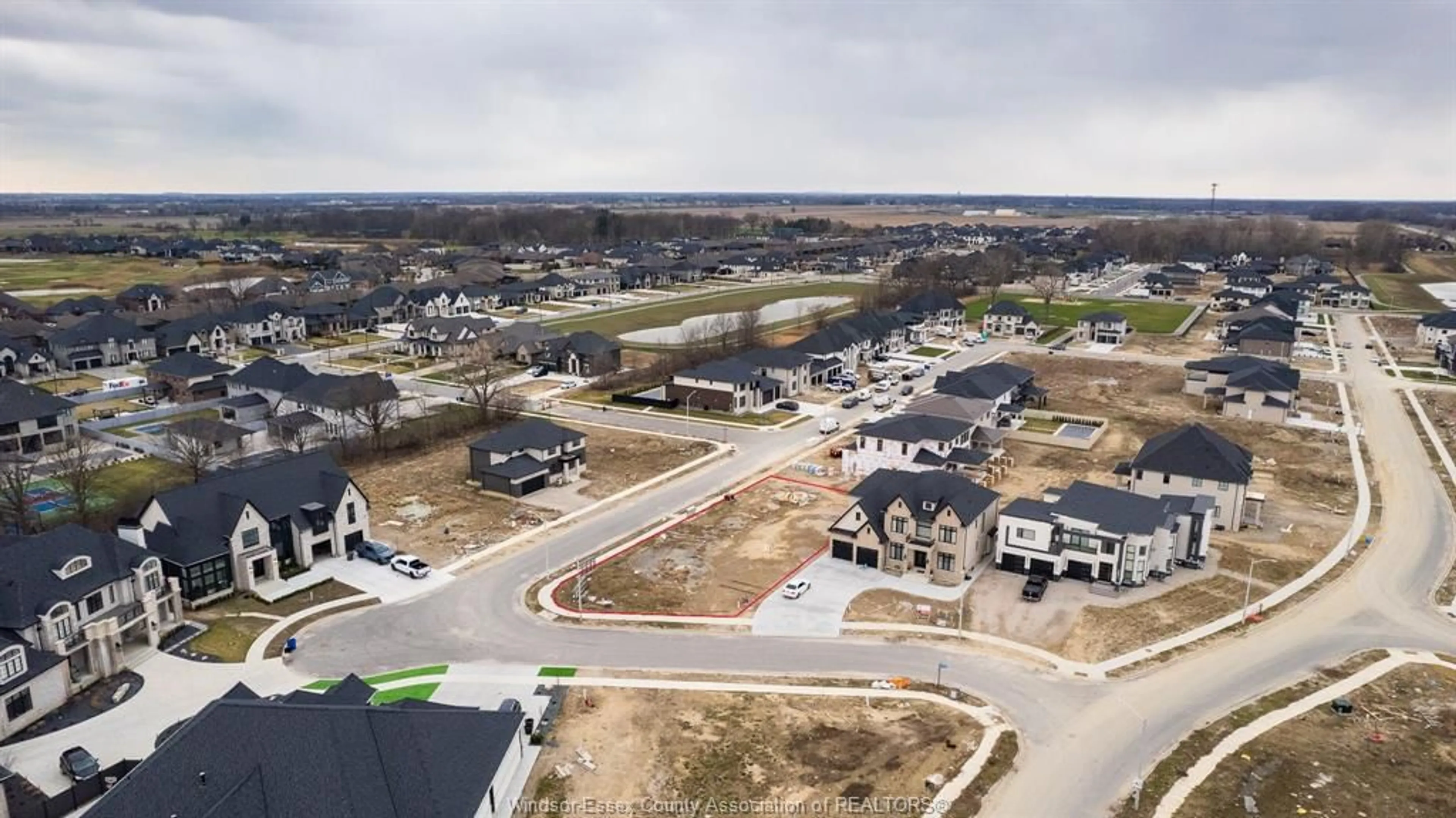 A pic from outside/outdoor area/front of a property/back of a property/a pic from drone, street for 4451 CATERINA Cres, LaSalle Ontario N9H 0N2