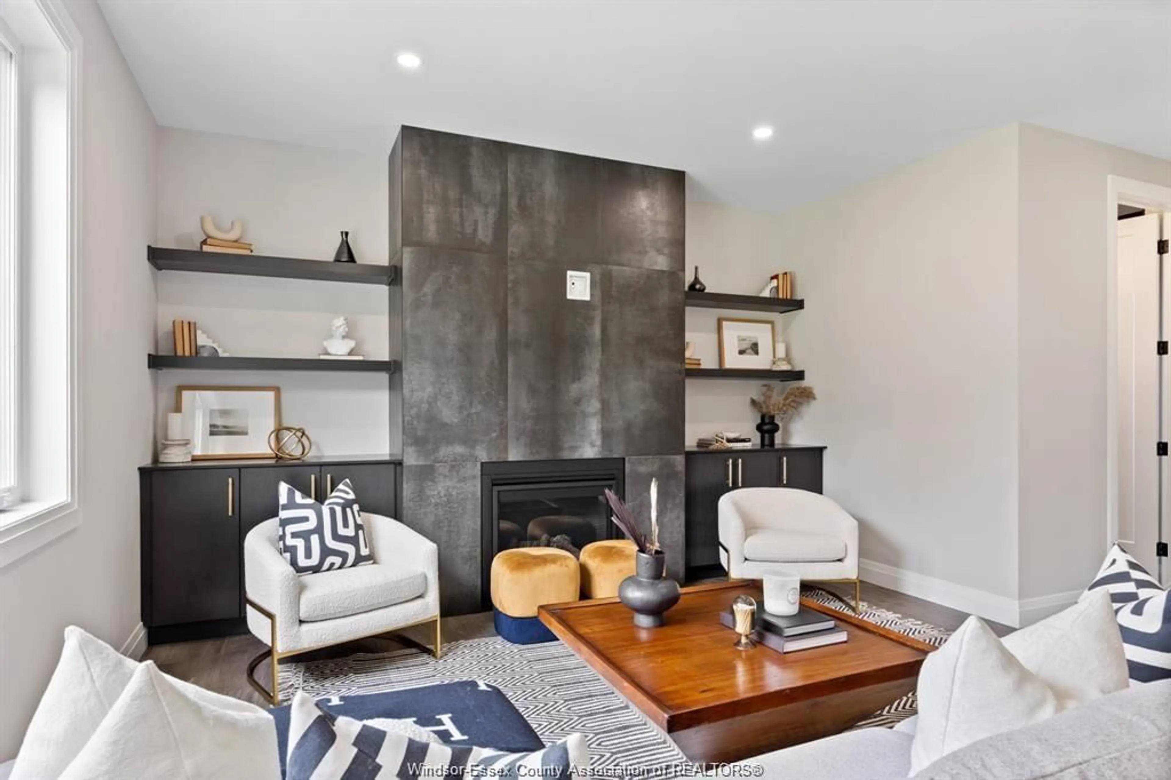Living room with furniture, unknown for 4410 CATERINA, LaSalle Ontario N9H 0N3