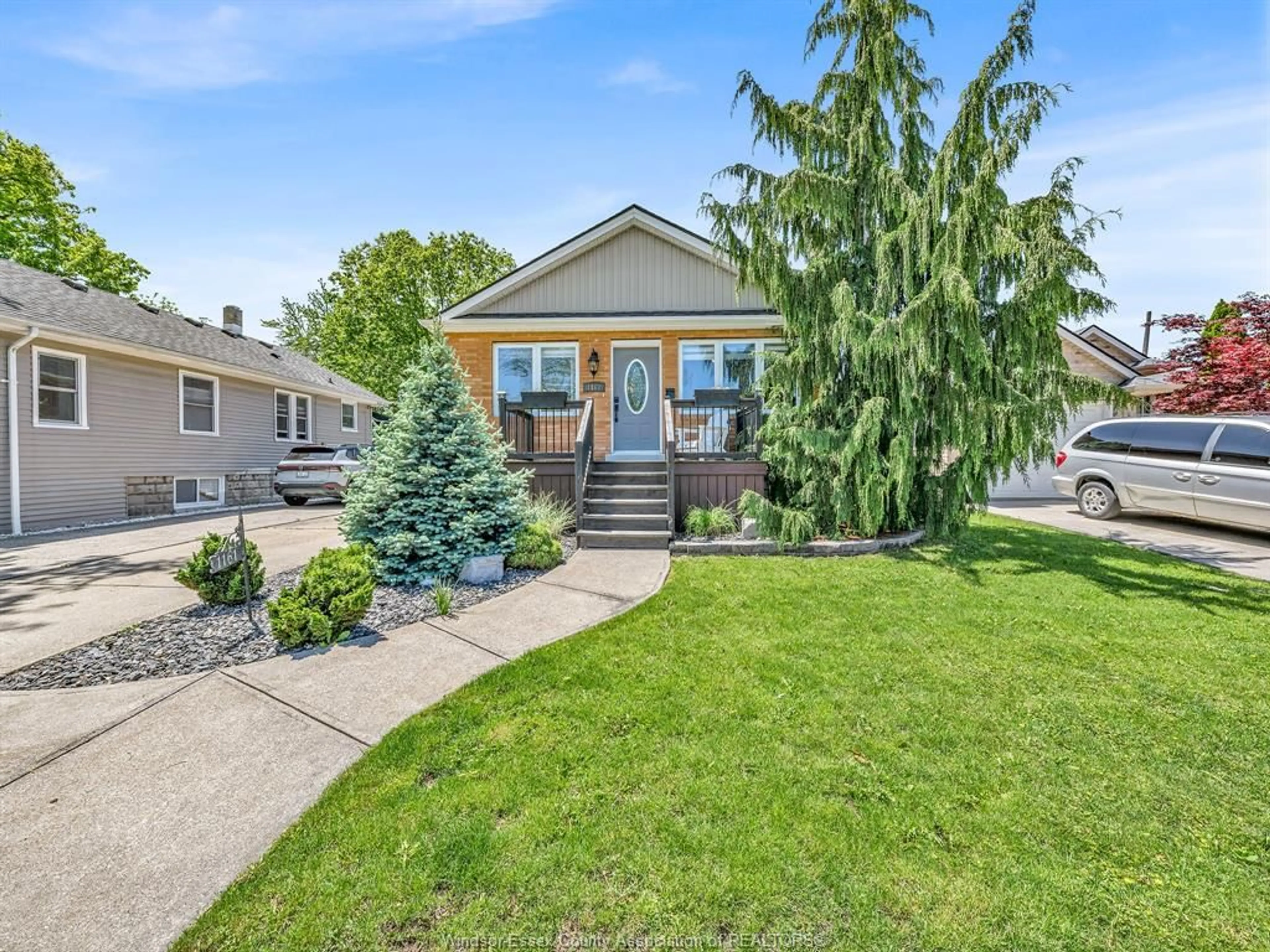 Home with vinyl exterior material, street for 1161 PRADO Pl, Windsor Ontario N8S 2H9