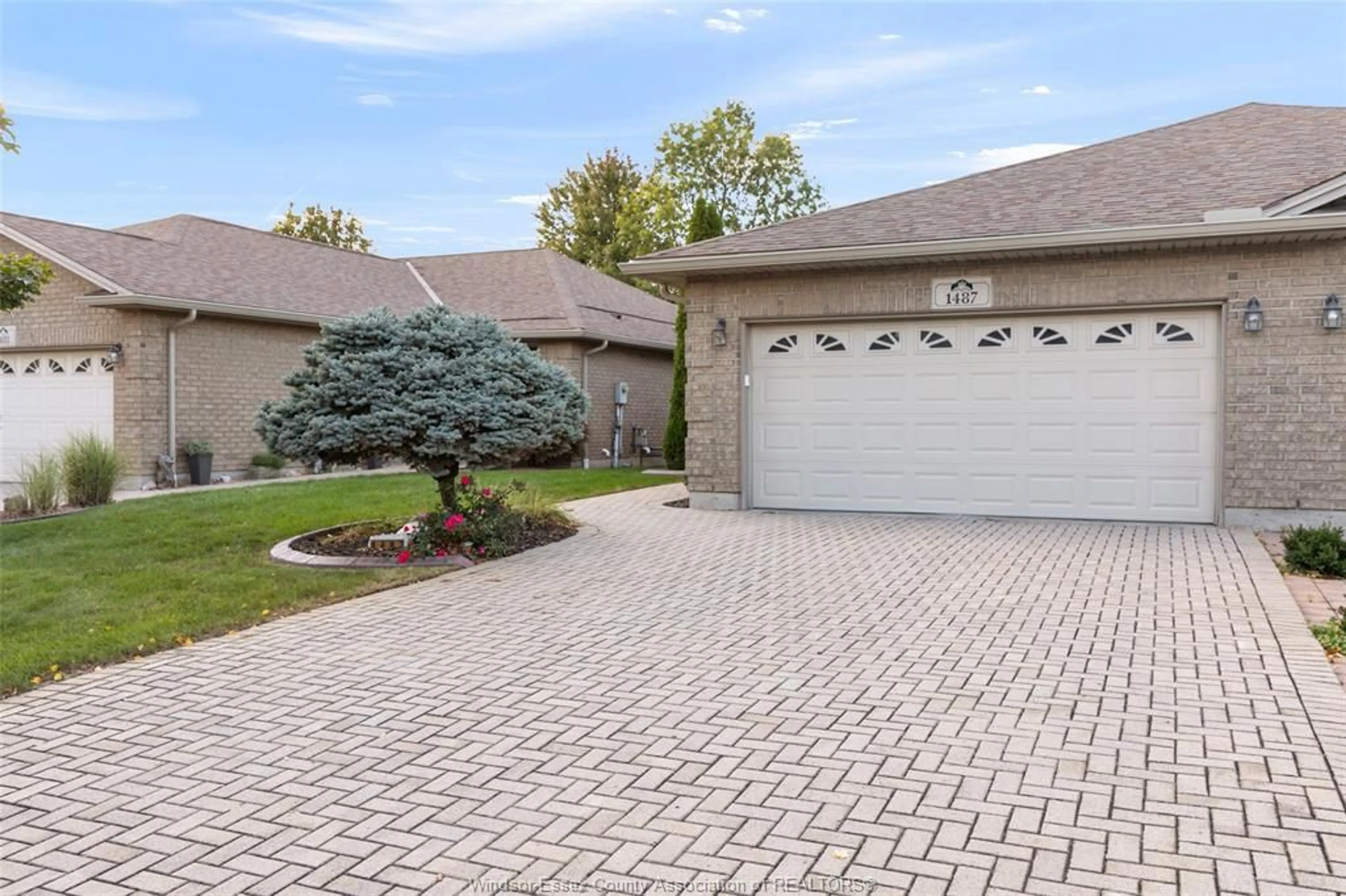Unknown for 1487 IMPERIAL Cres, Windsor Ontario N9G 2T8