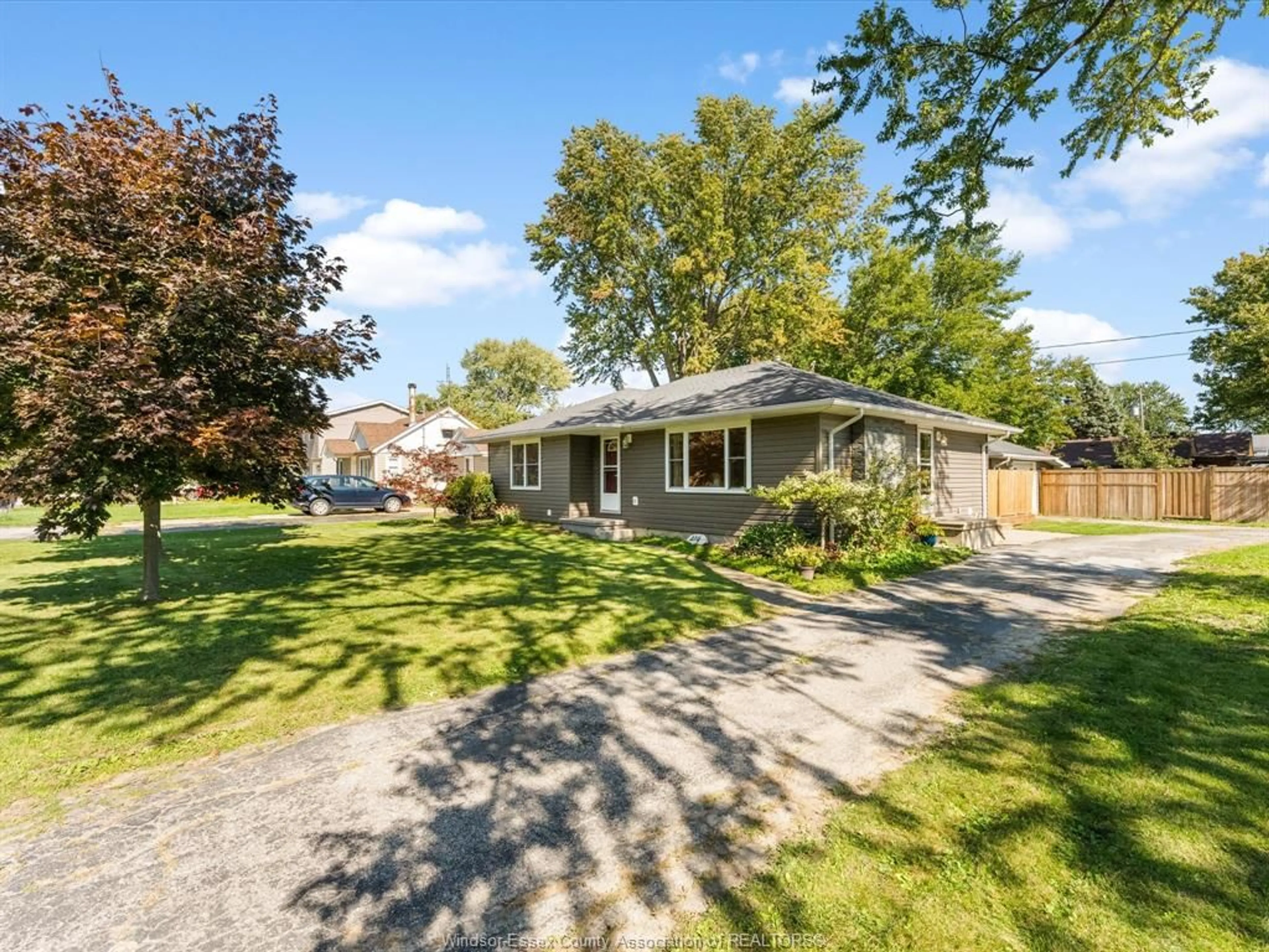 A pic from outside/outdoor area/front of a property/back of a property/a pic from drone, street for 230 CARUHEL, Lakeshore Ontario N0R 1A0