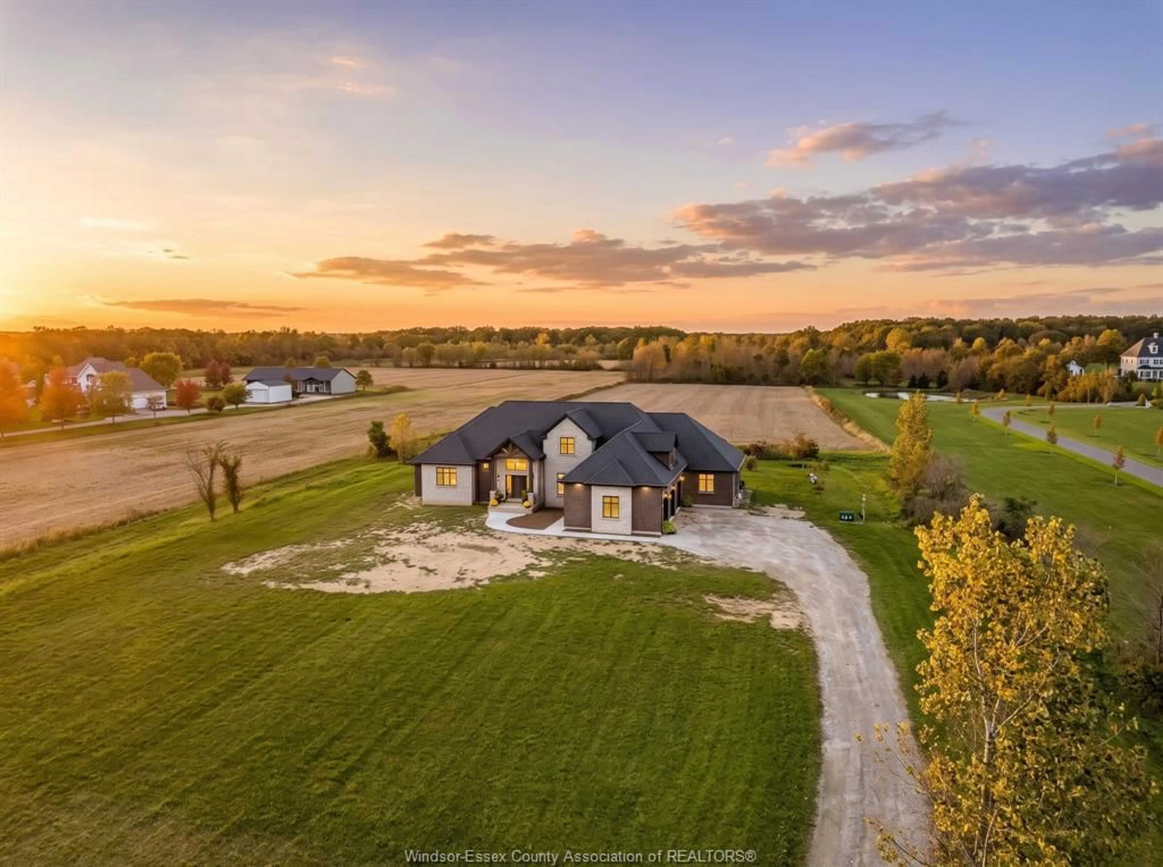 A pic from outside/outdoor area/front of a property/back of a property/a pic from drone, water/lake/river/ocean view for 4824 Concession 4 Rd, Harrow Ontario N0R 1G0